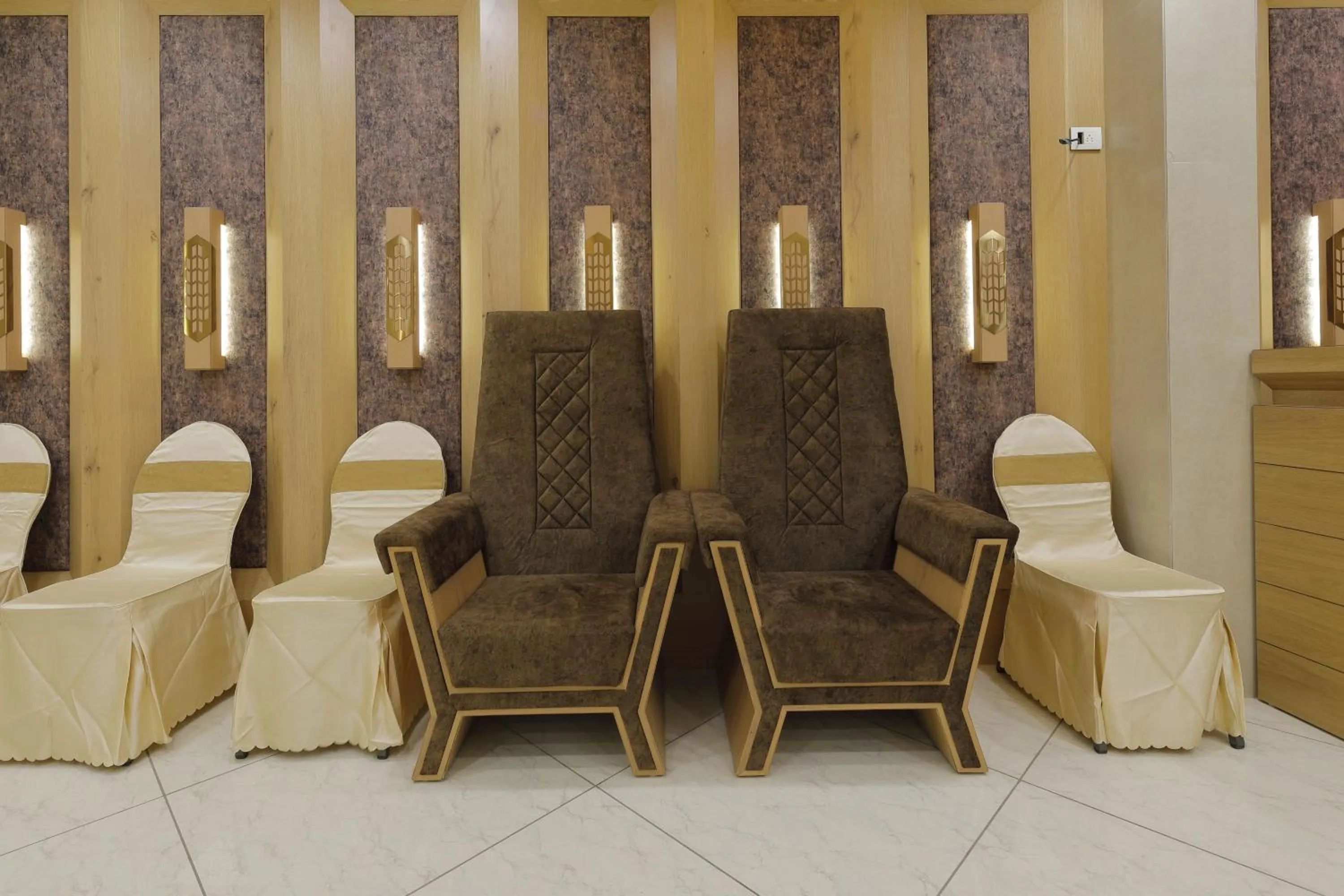 Banquet/Function facilities in Hotel Elysian Residency