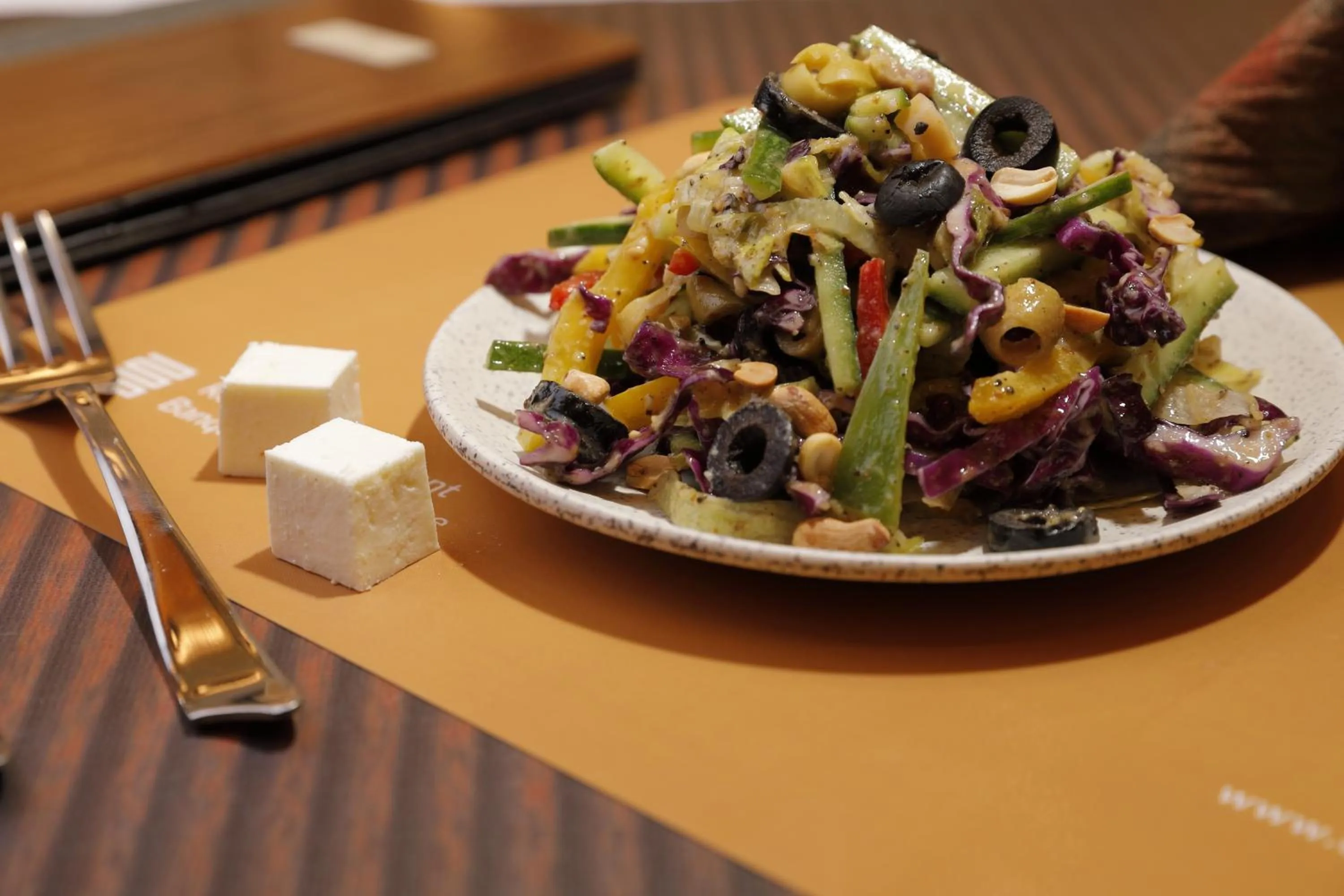 Food and drinks in Hotel Elysian Residency