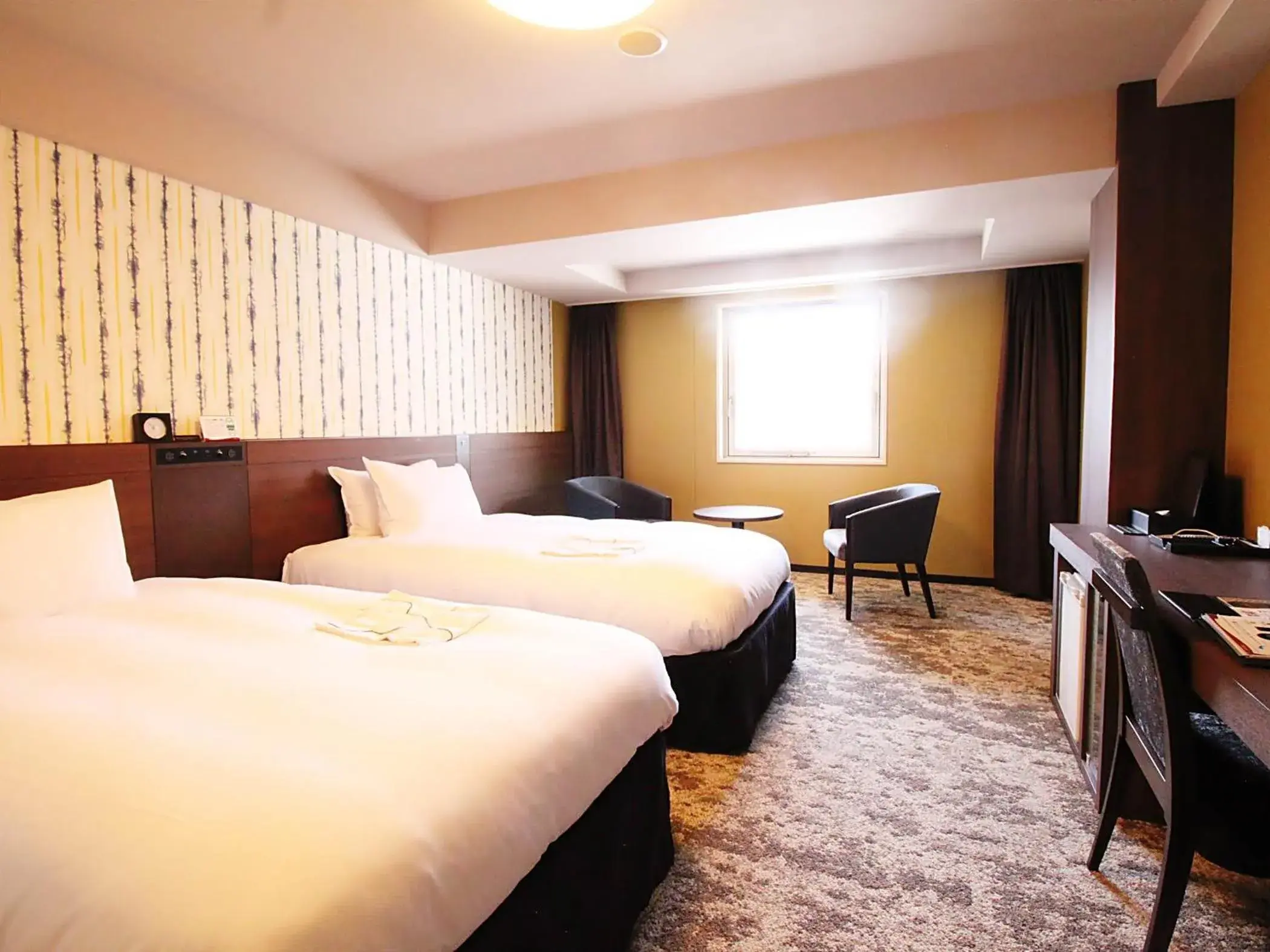 Standard Twin Room in Richmond Hotel Kochi Standard Twin Room in Richmond Hotel Kochi