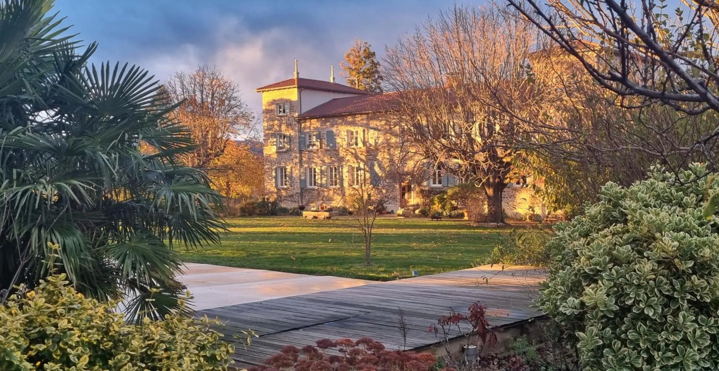 Property building in Château de Grandmont - Escale authentique au coeur des vignes