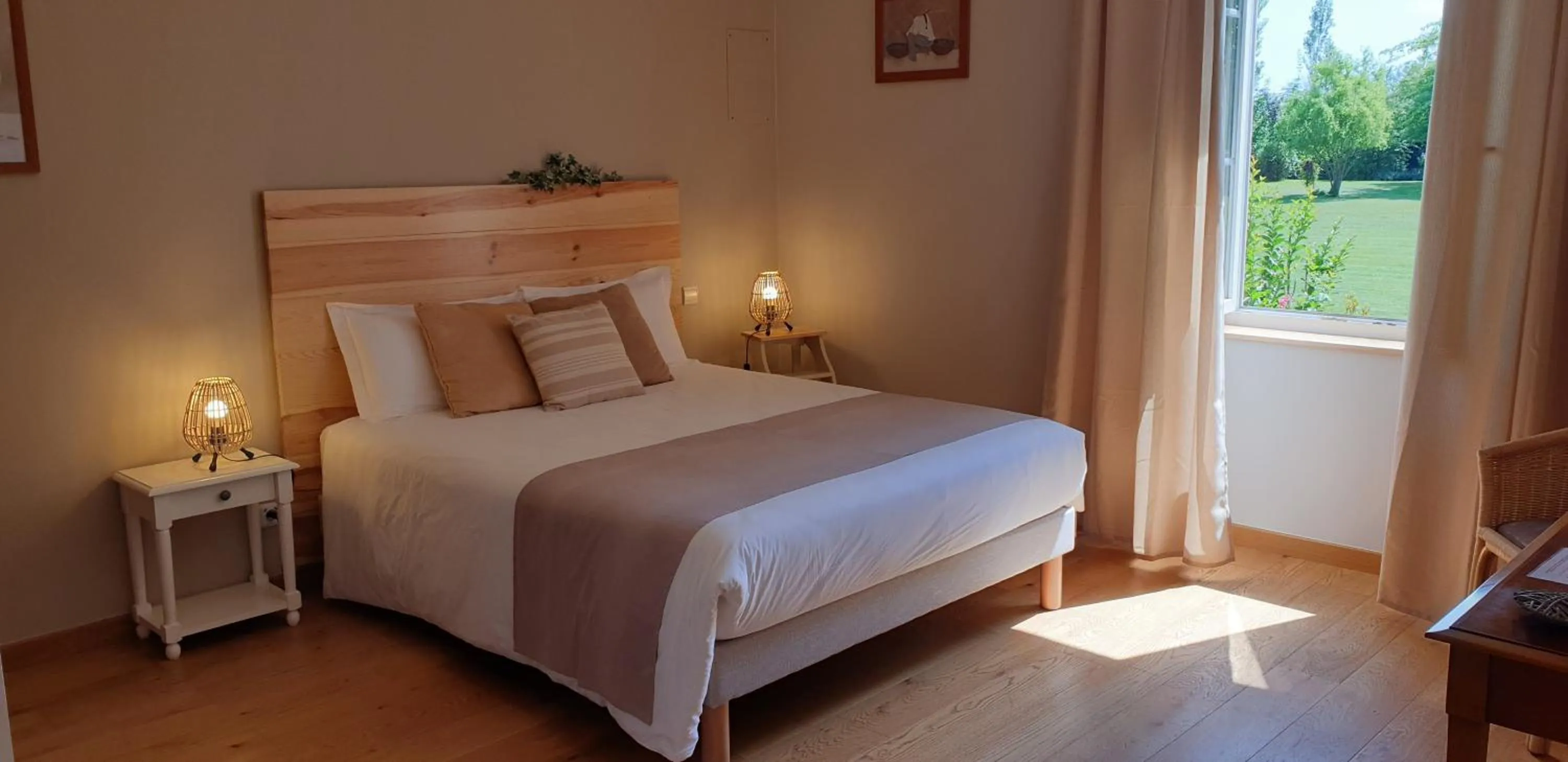 Bed in Château de Grandmont - Escale authentique au coeur des vignes