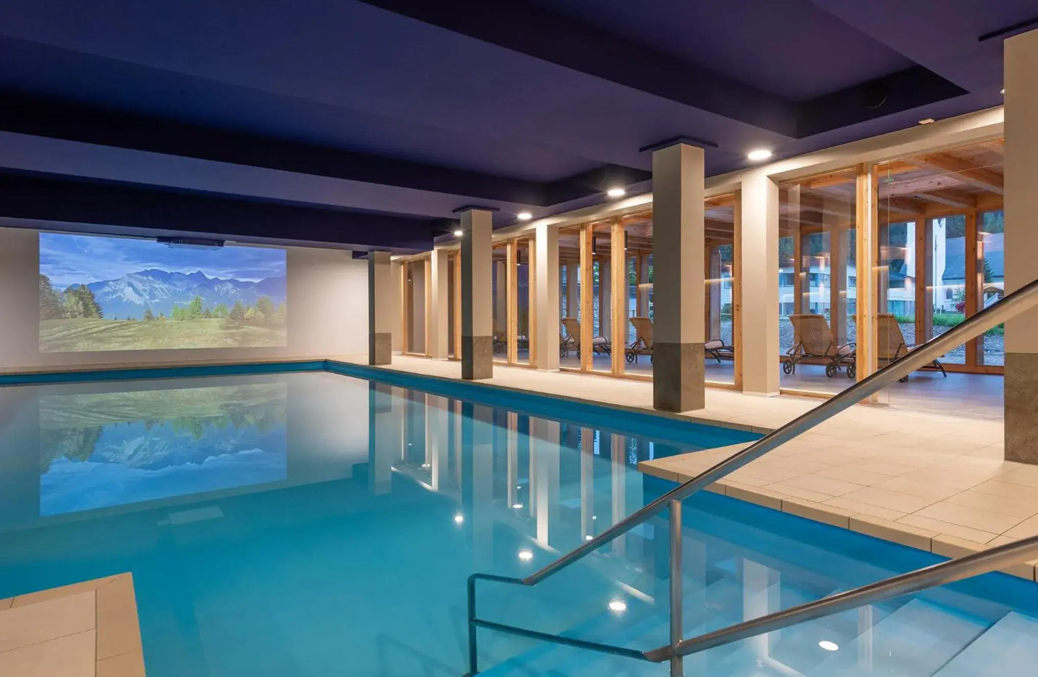 Swimming pool in Sunstar Hotel Lenzerheide Swimming pool in Sunstar Hotel Lenzerheide