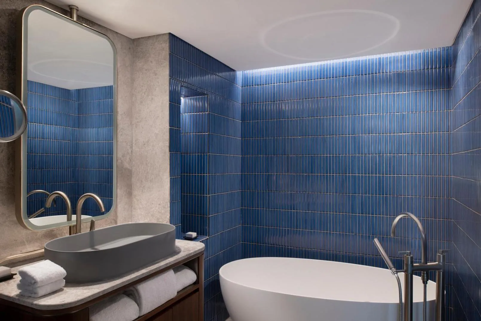 Bathroom in Mondrian Seoul Itaewon