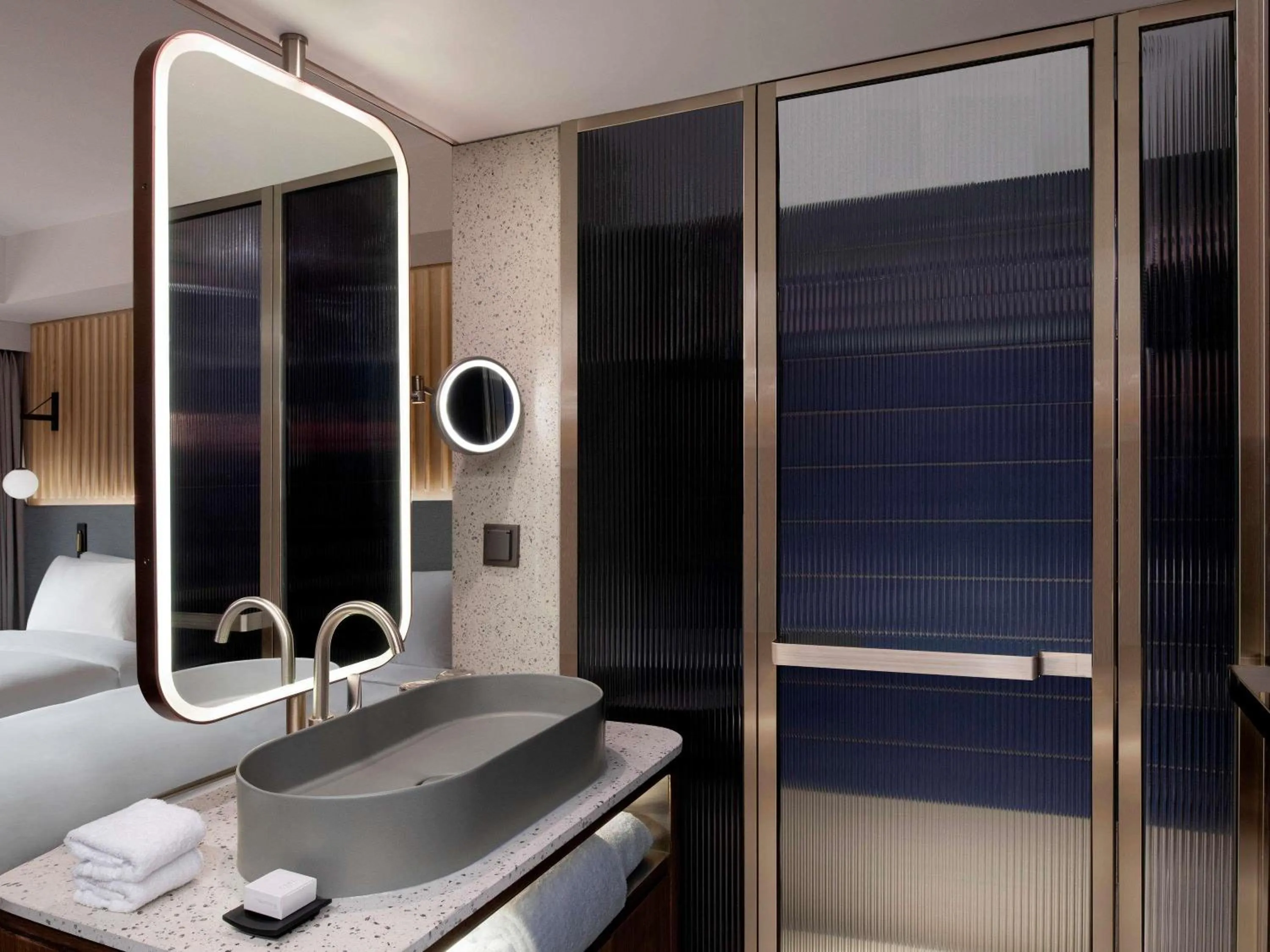 Bedroom, Bed in Mondrian Seoul Itaewon