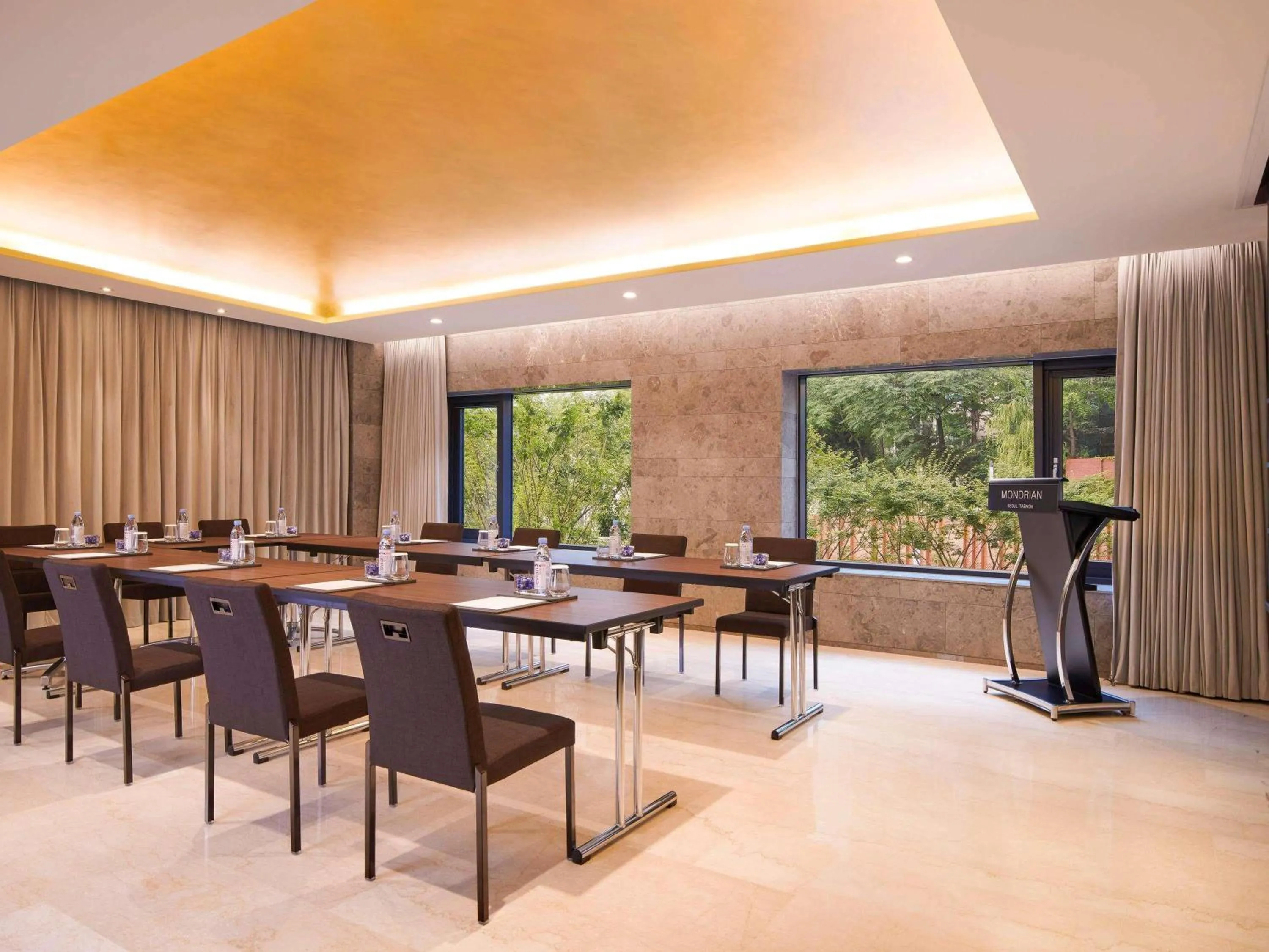 Meeting/conference room in Mondrian Seoul Itaewon