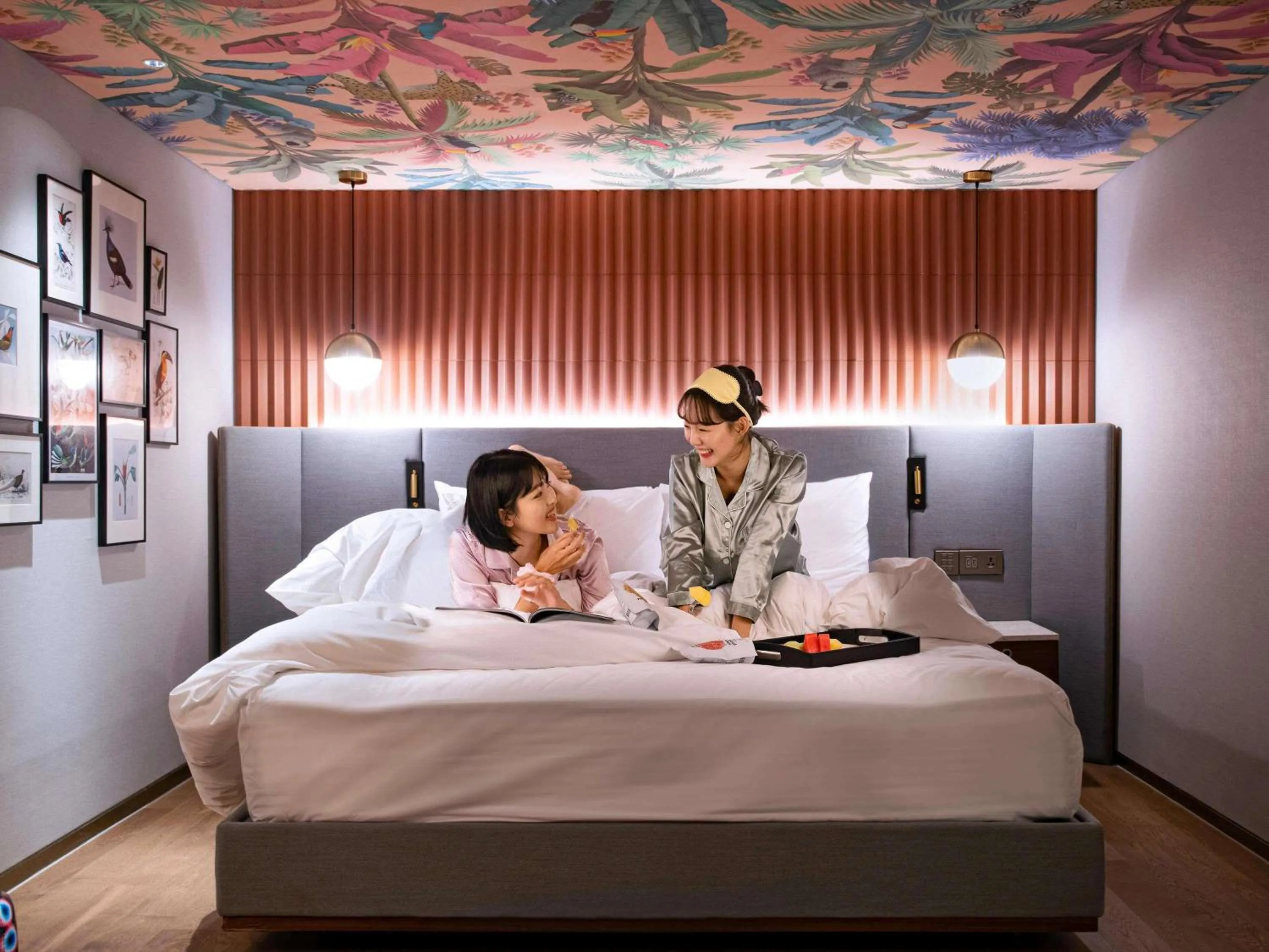 Bedroom, Bed in Mondrian Seoul Itaewon