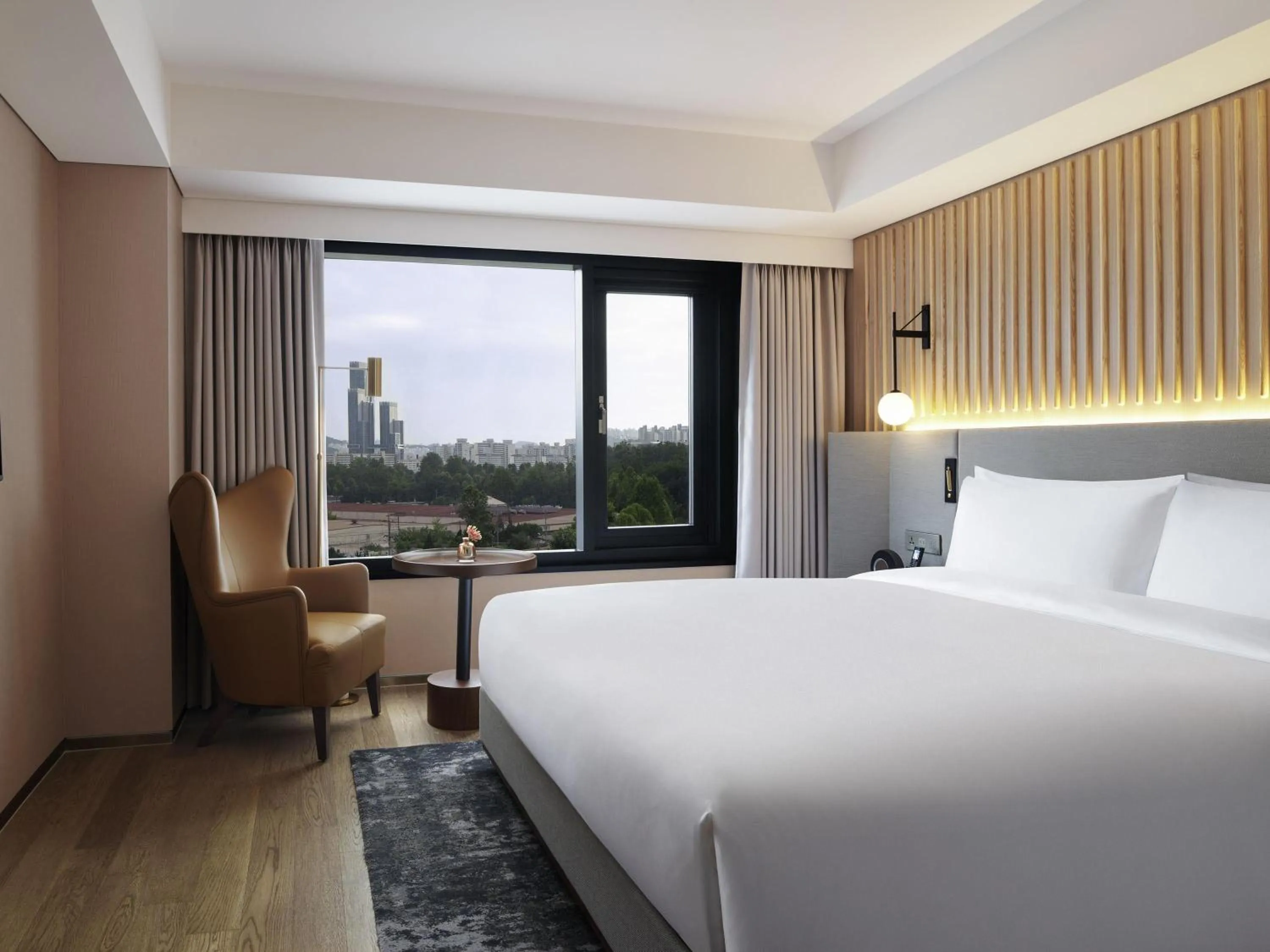 Bedroom, Bed in Mondrian Seoul Itaewon