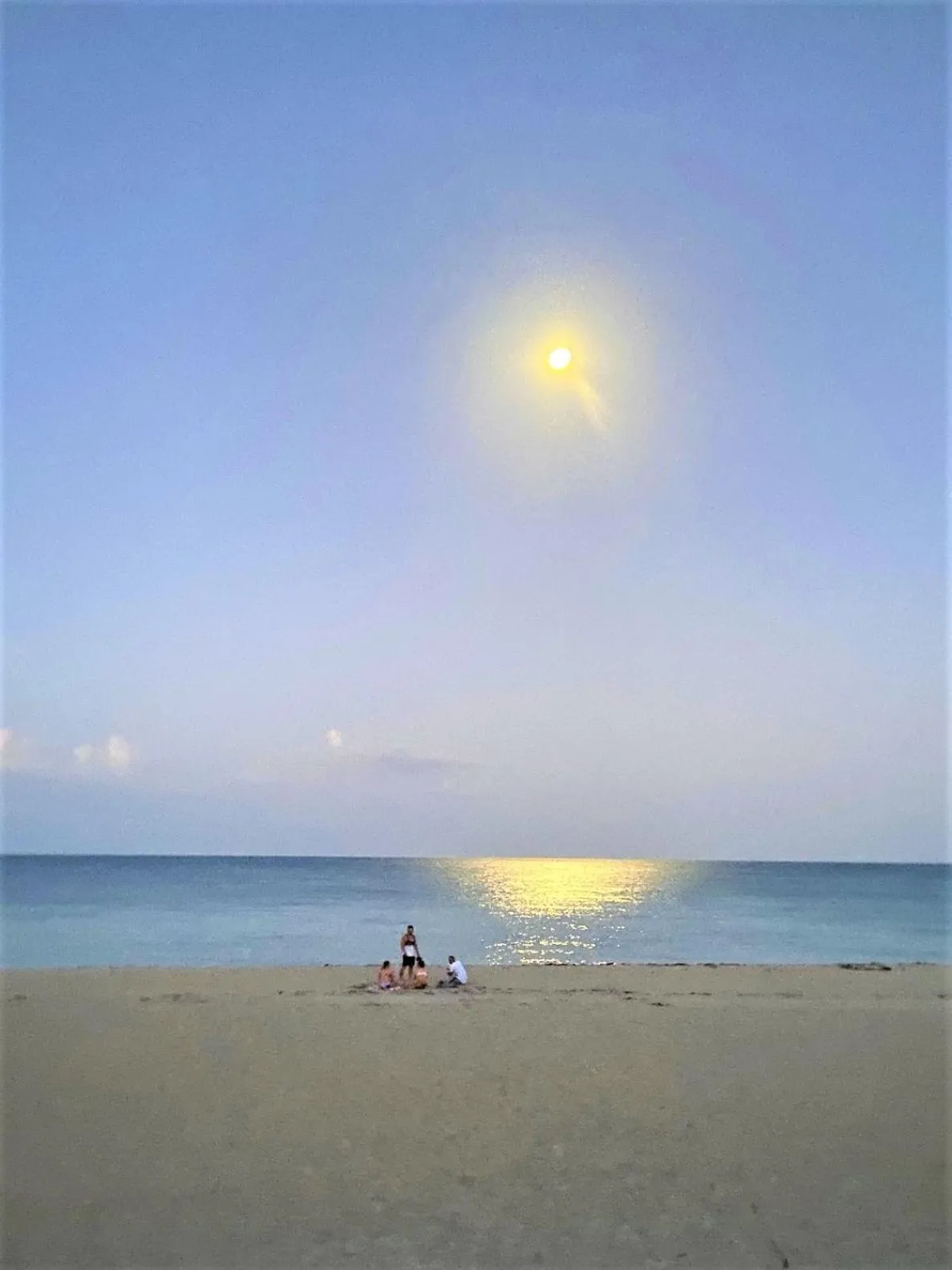 Beach in Mermaid's Cottage