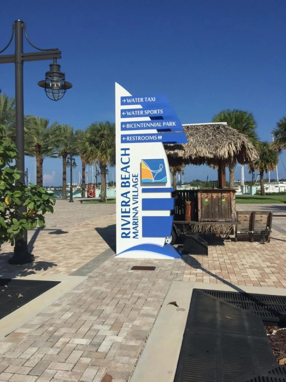 Beach in Mermaid's Cottage