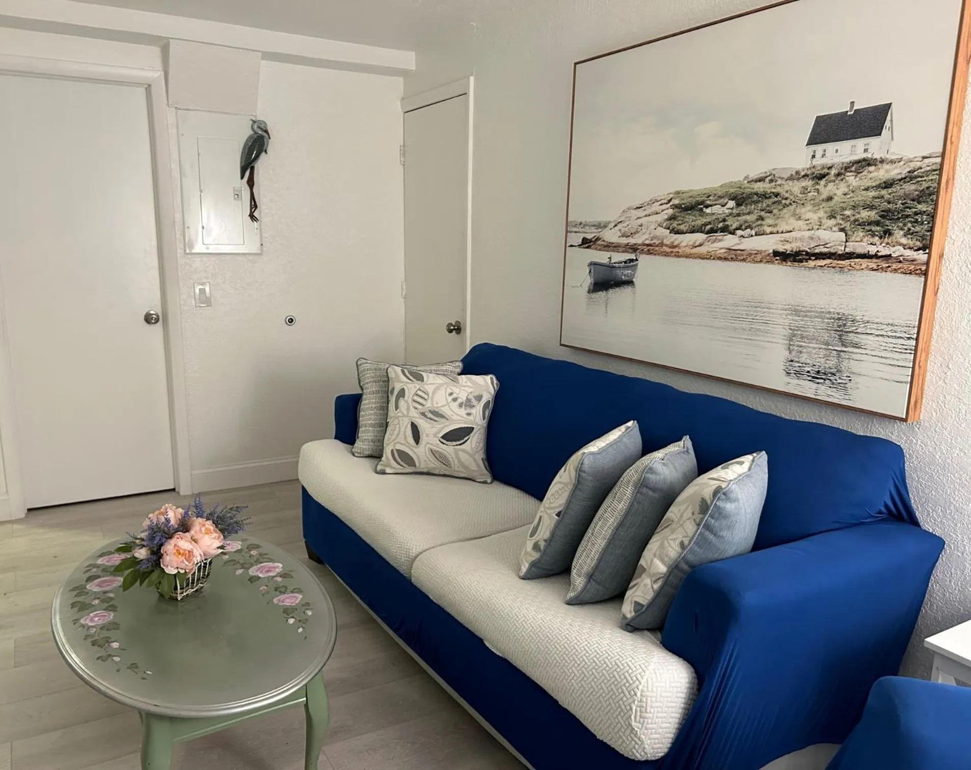 Living room in Mermaid's Cottage