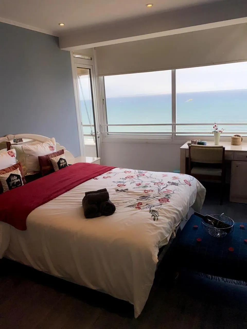 Bedroom, Bed in Larnaca Seaview Rooms