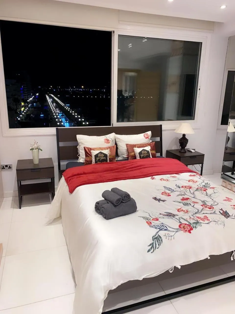 Bedroom, Bed in Larnaca Seaview Rooms