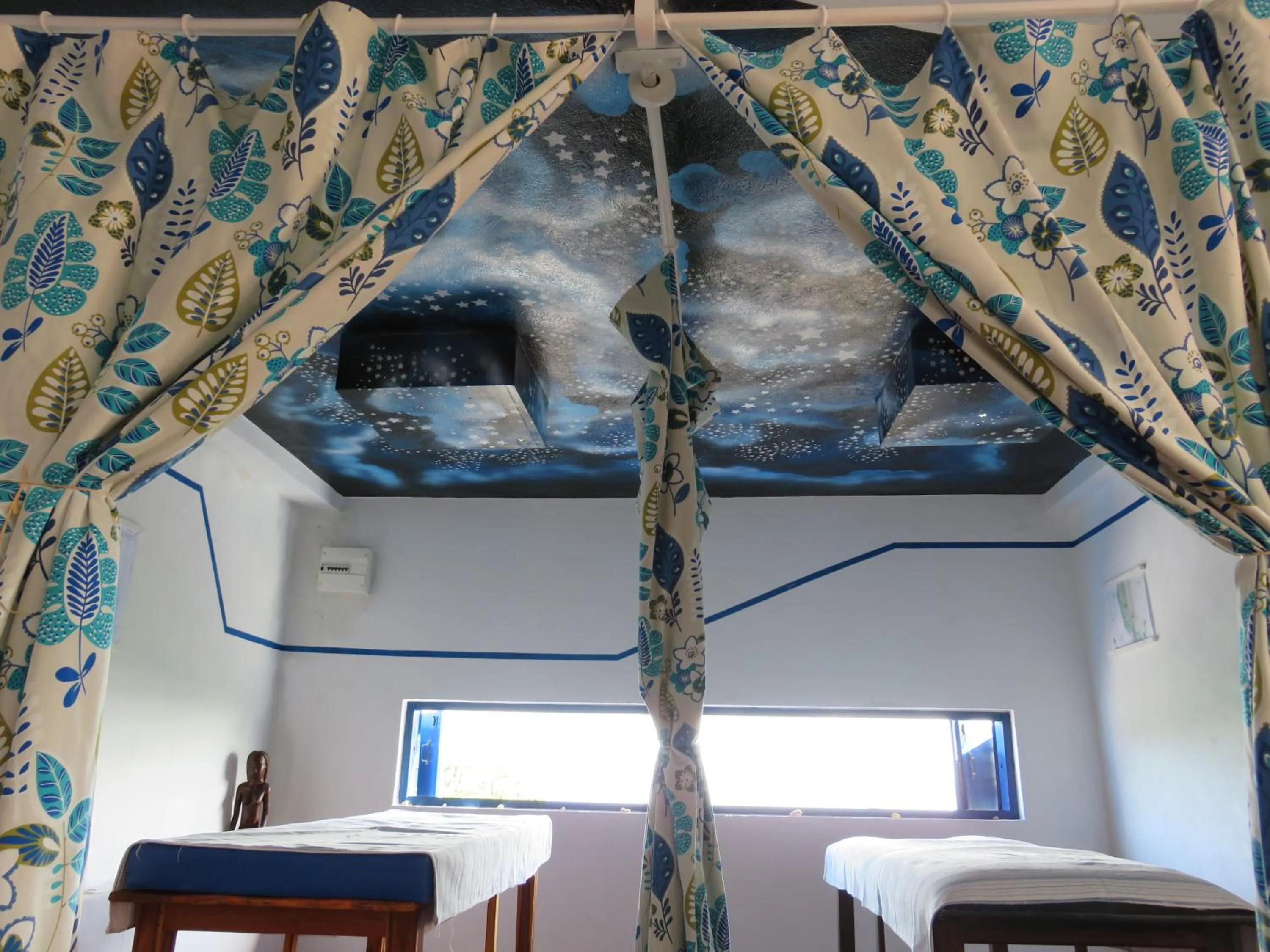 Hot Tub, Bed in Le Grand Bleu