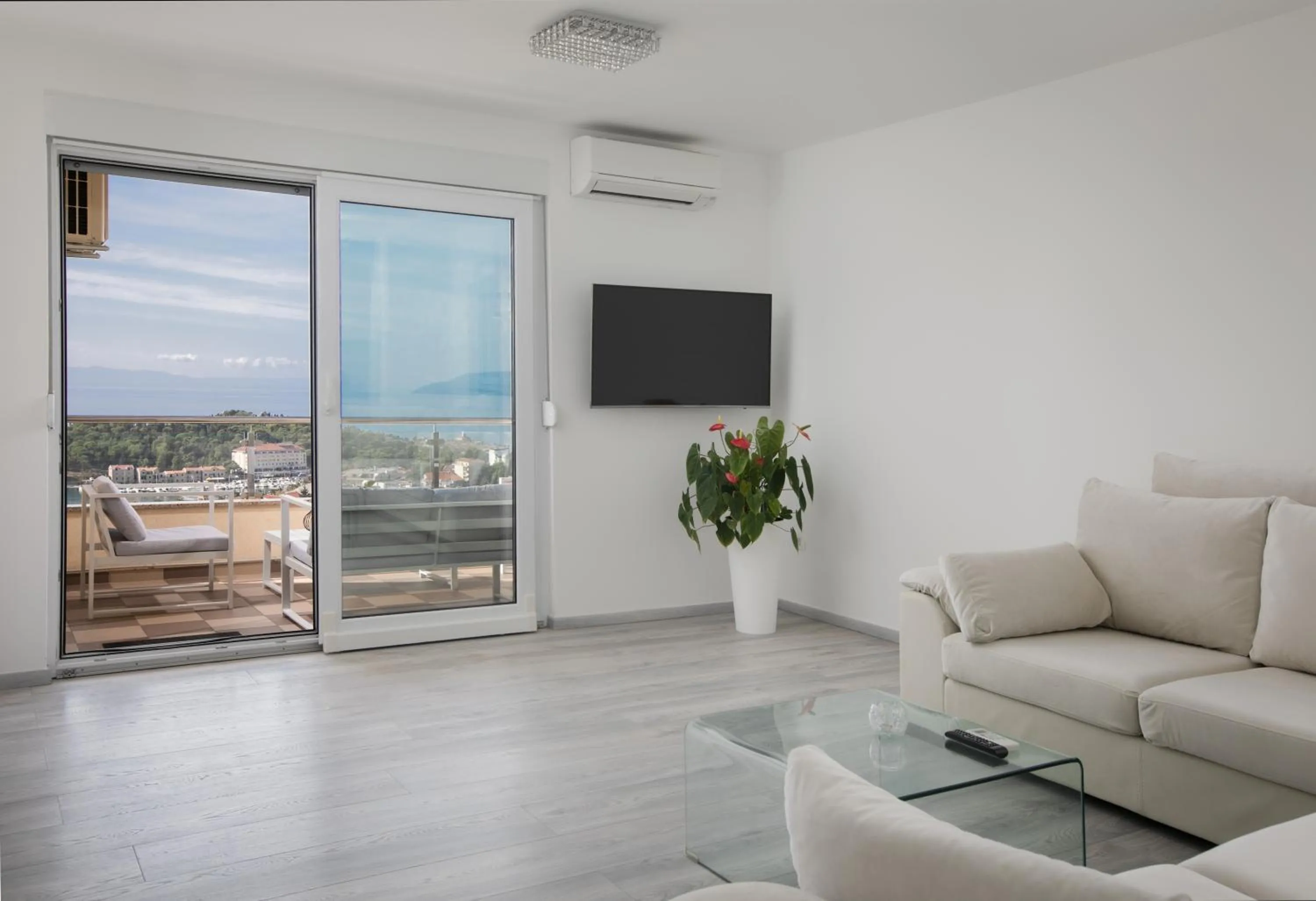 Living room in Sea View Apartments Dammi with free parking