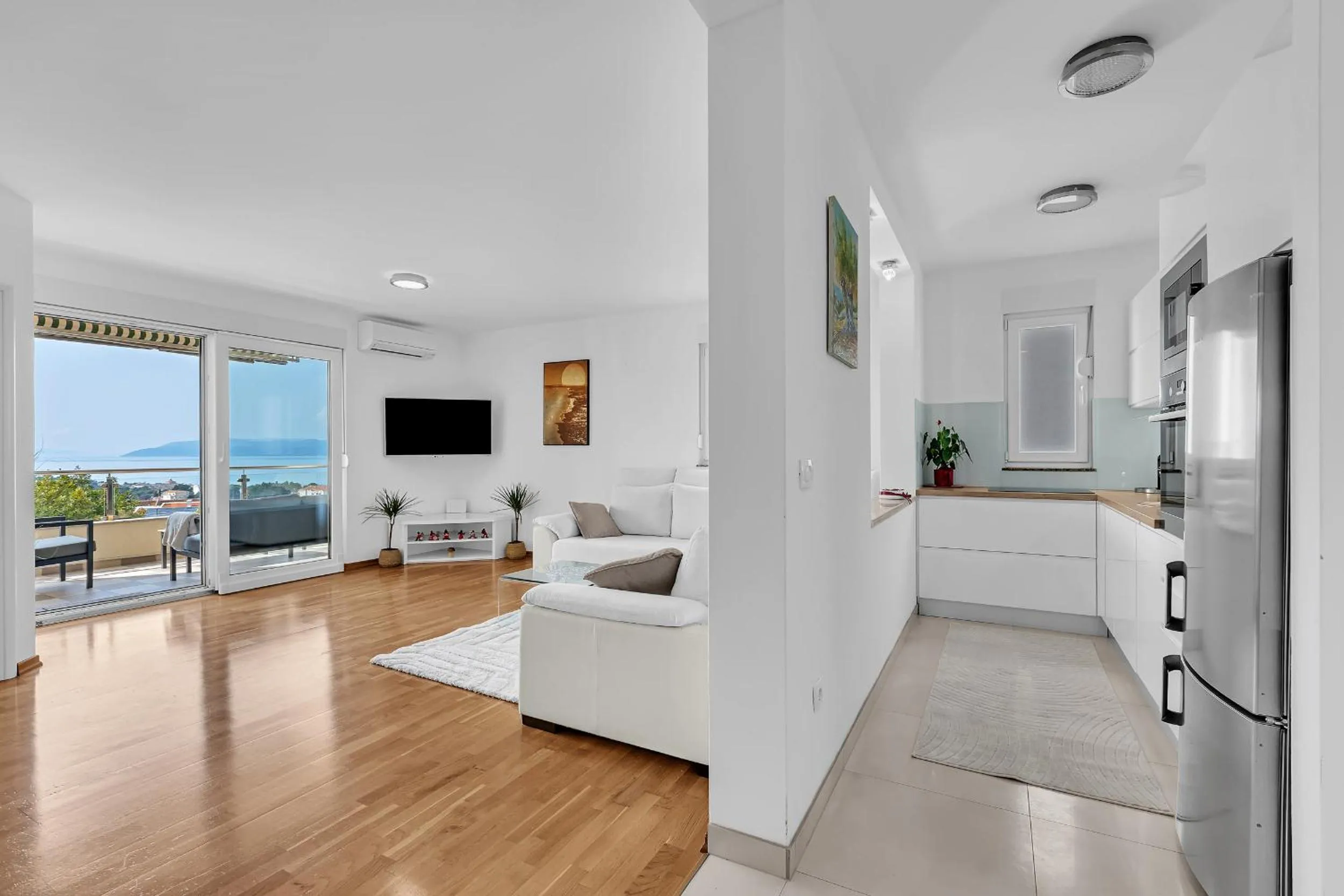 Natural landscape in Sea View Apartments Dammi with free parking