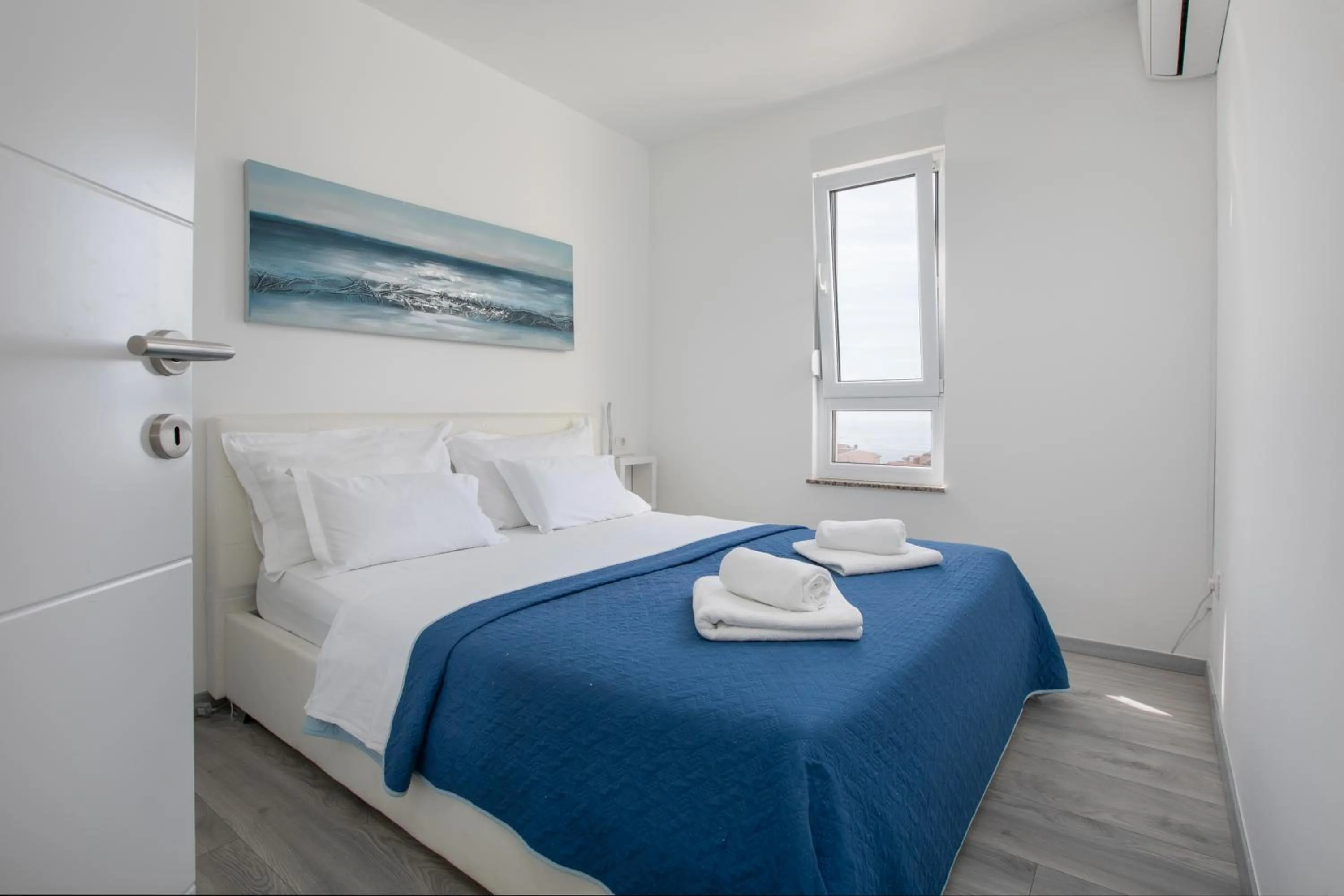 Bedroom, Bed in Sea View Apartments Dammi with free parking