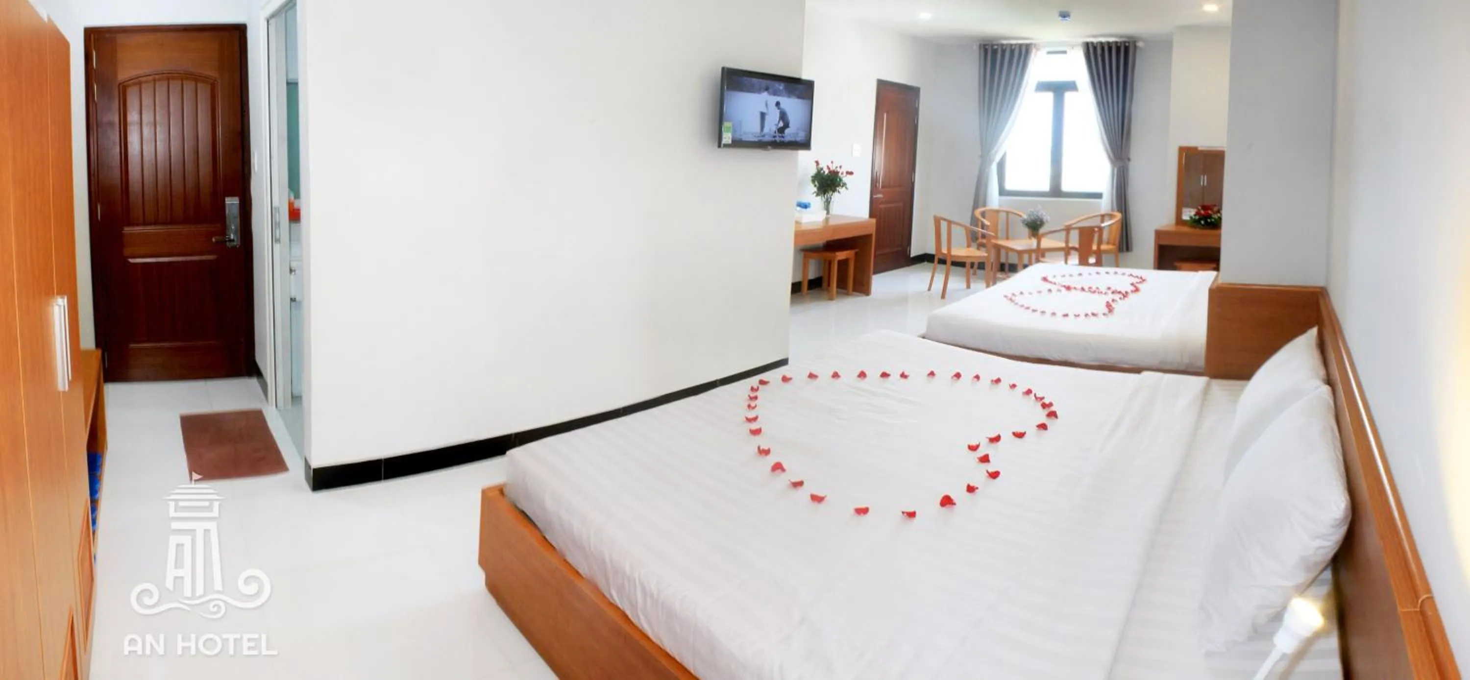 Photo of the whole room, Bed in An Hotel Phan Thiết