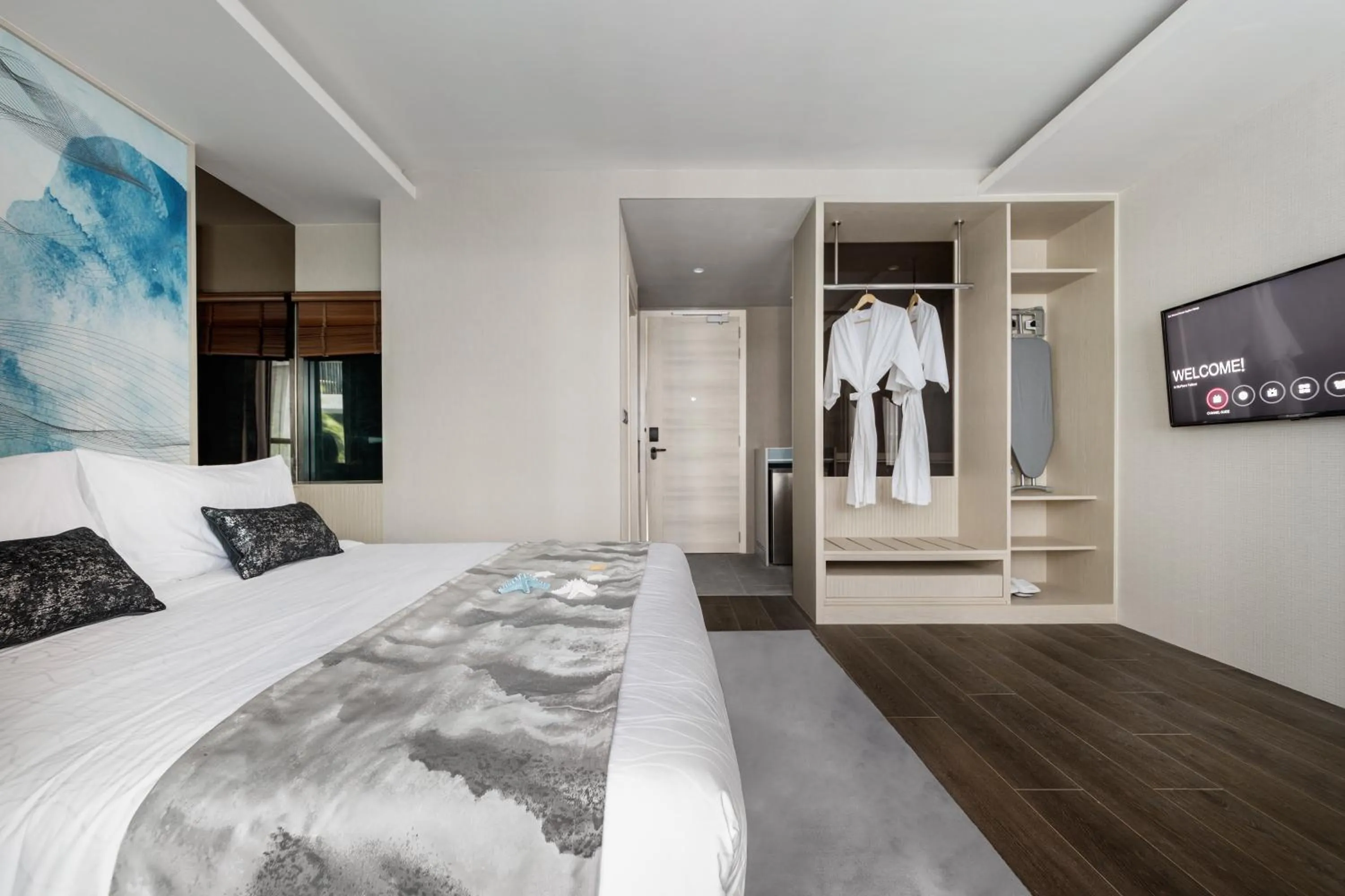 Bedroom, Bed in Bayphere Hotel Pattaya JC