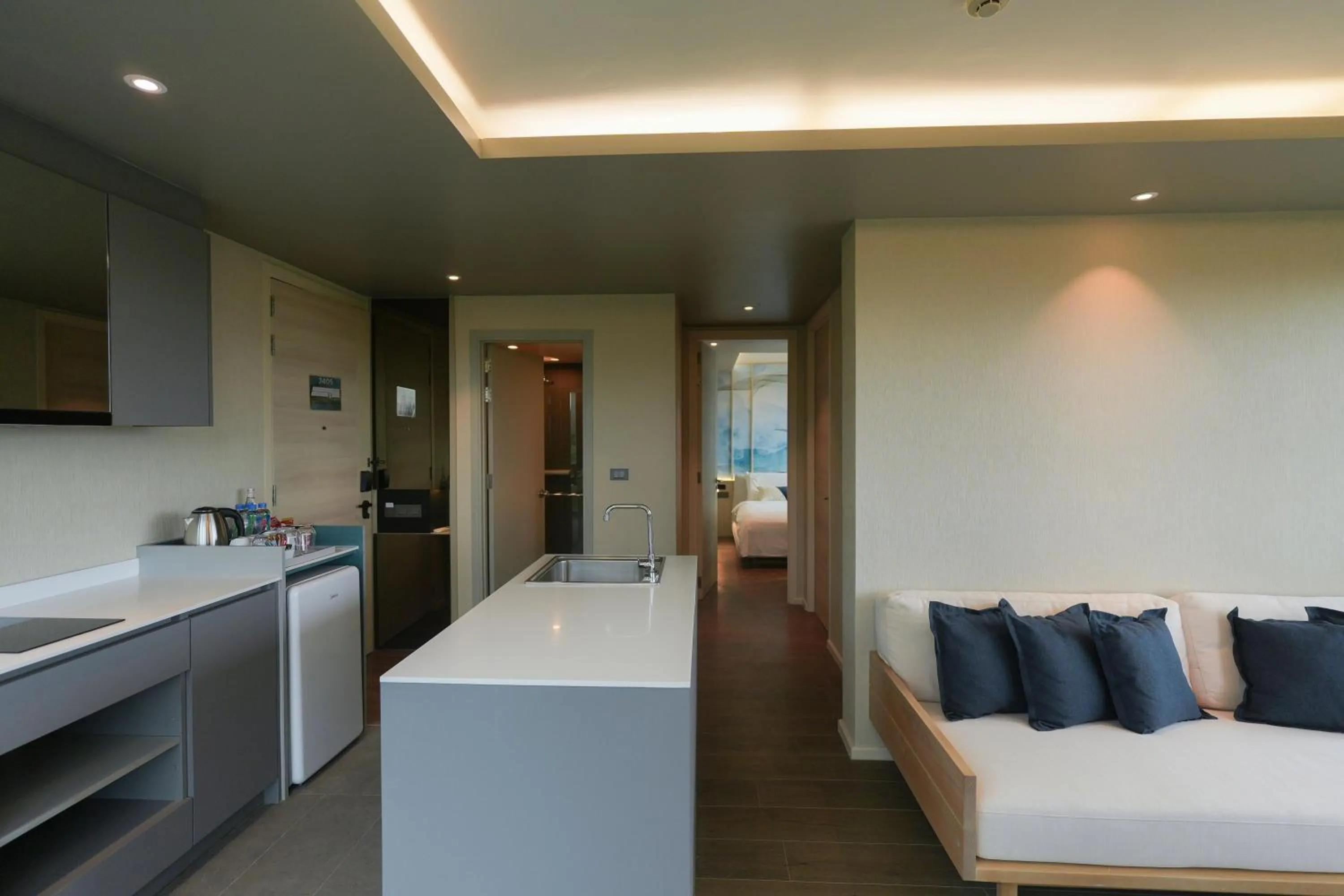 Kitchen or kitchenette in Bayphere Hotel Pattaya JC