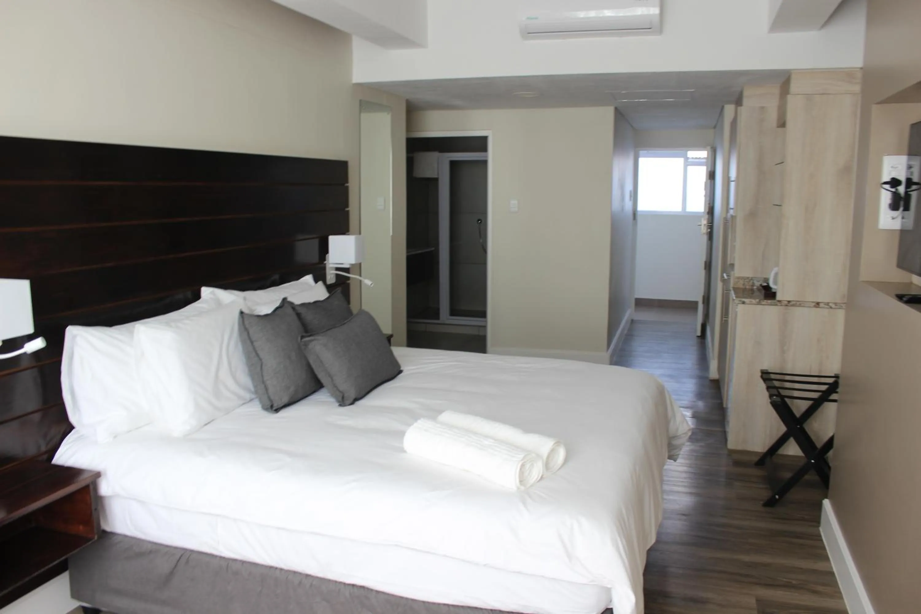 Photo of the whole room, Bed in Luxe-Molen Boutique Hotel