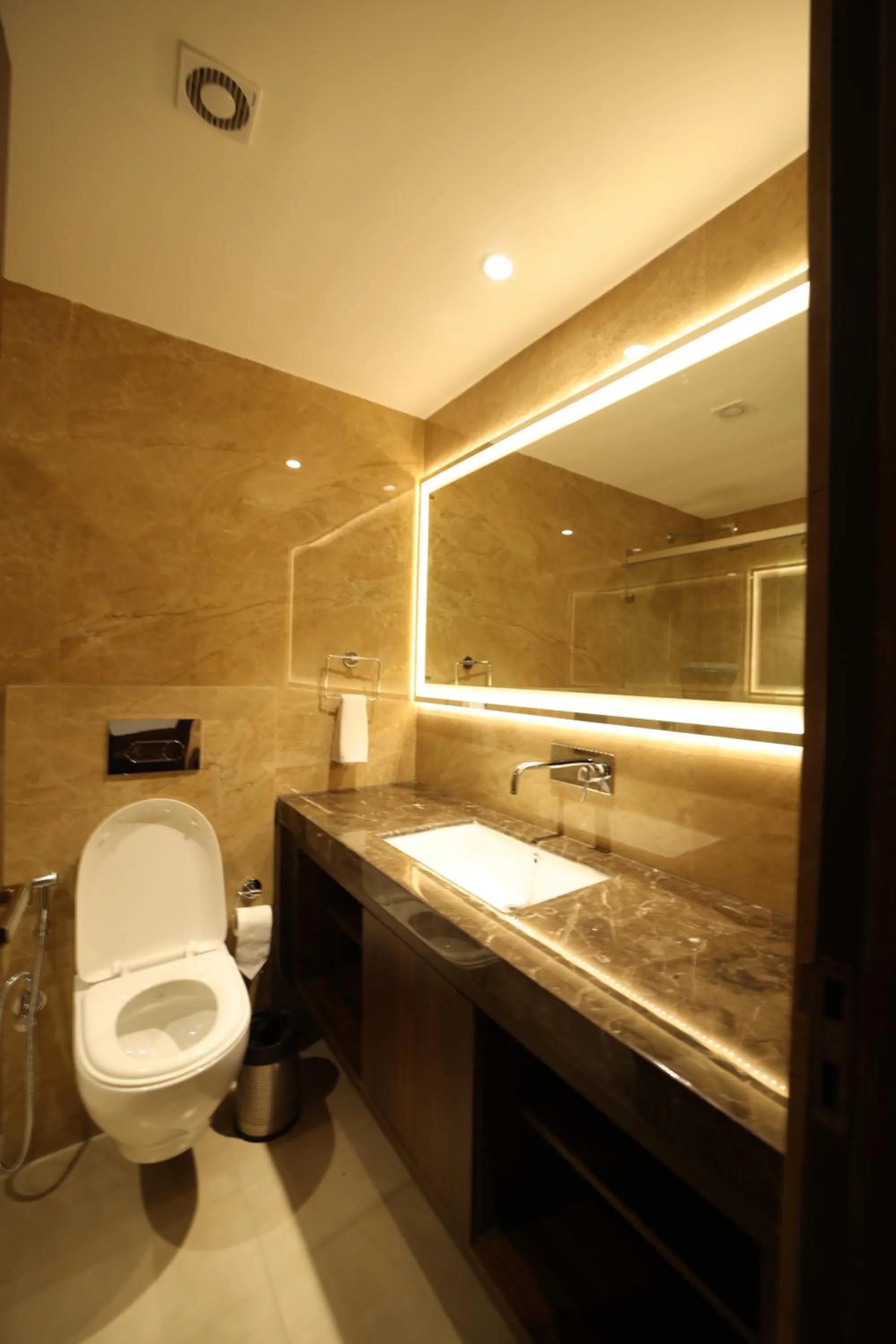 Bathroom in Hotel The Vilana A Unit of JG Developers Rishikesh