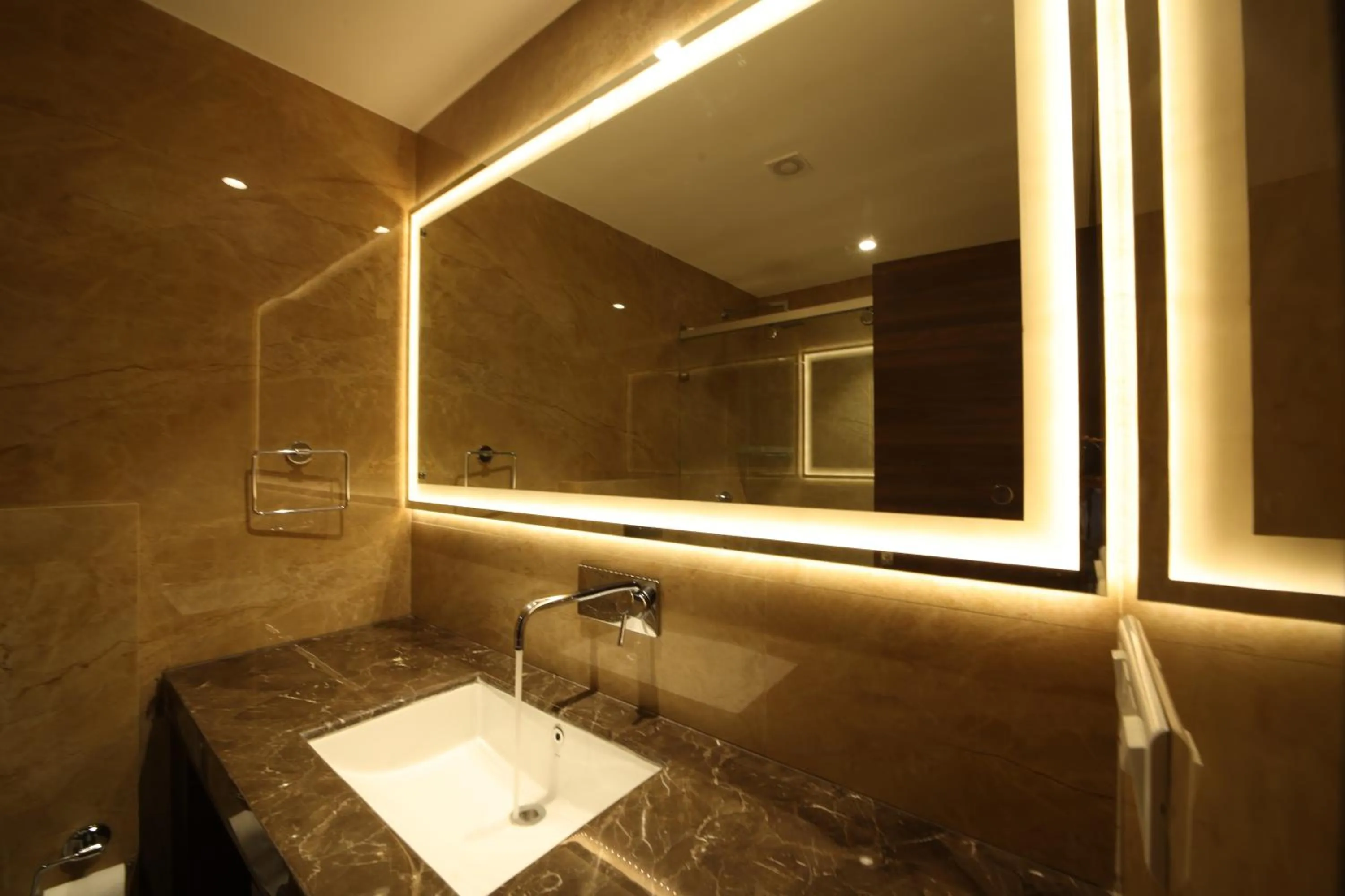 Bathroom in Hotel The Vilana A Unit of JG Developers Rishikesh