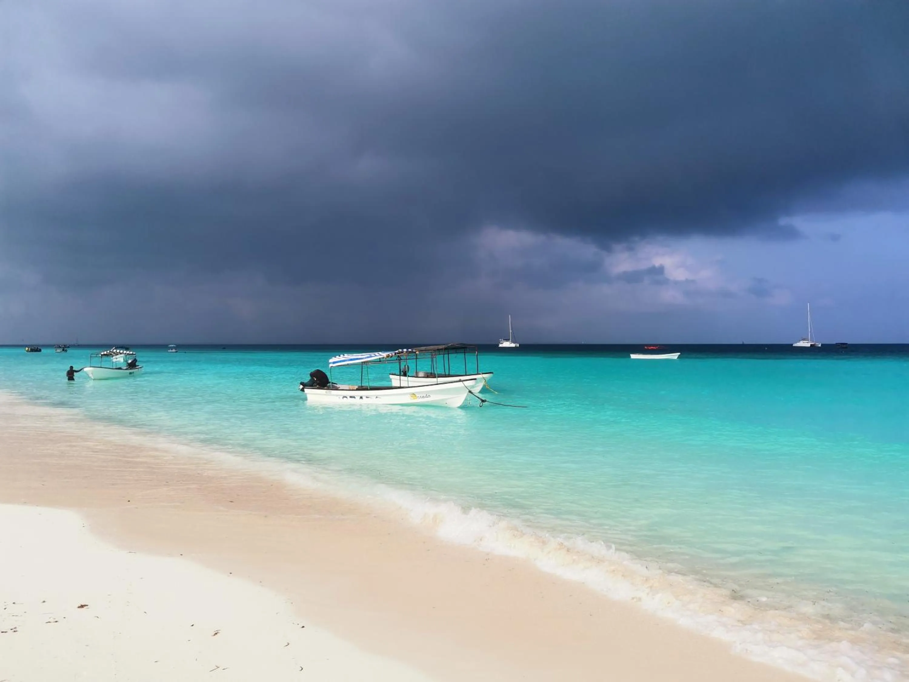 Beach in Savi House Nungwi