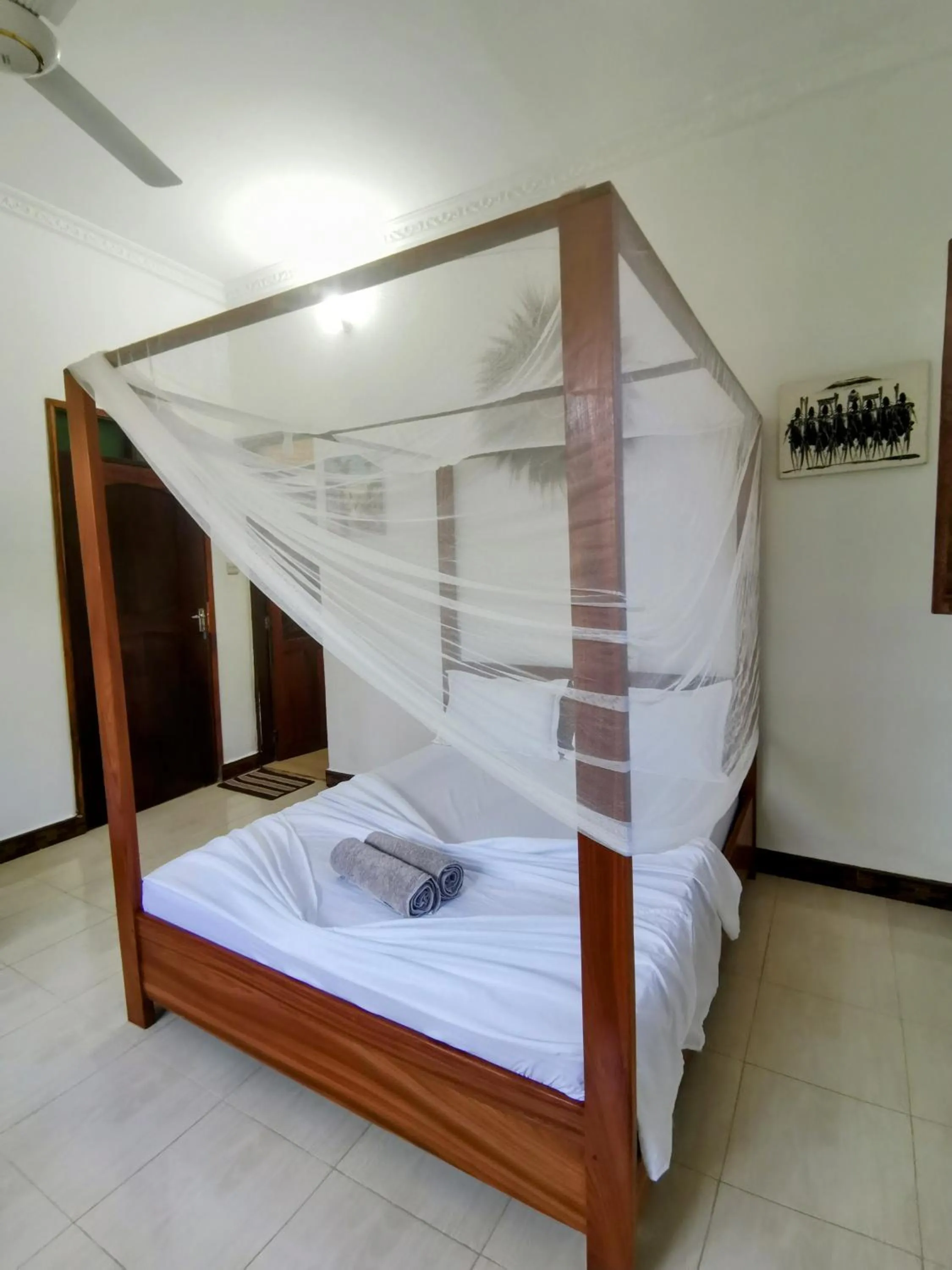 Bed in Savi House Nungwi