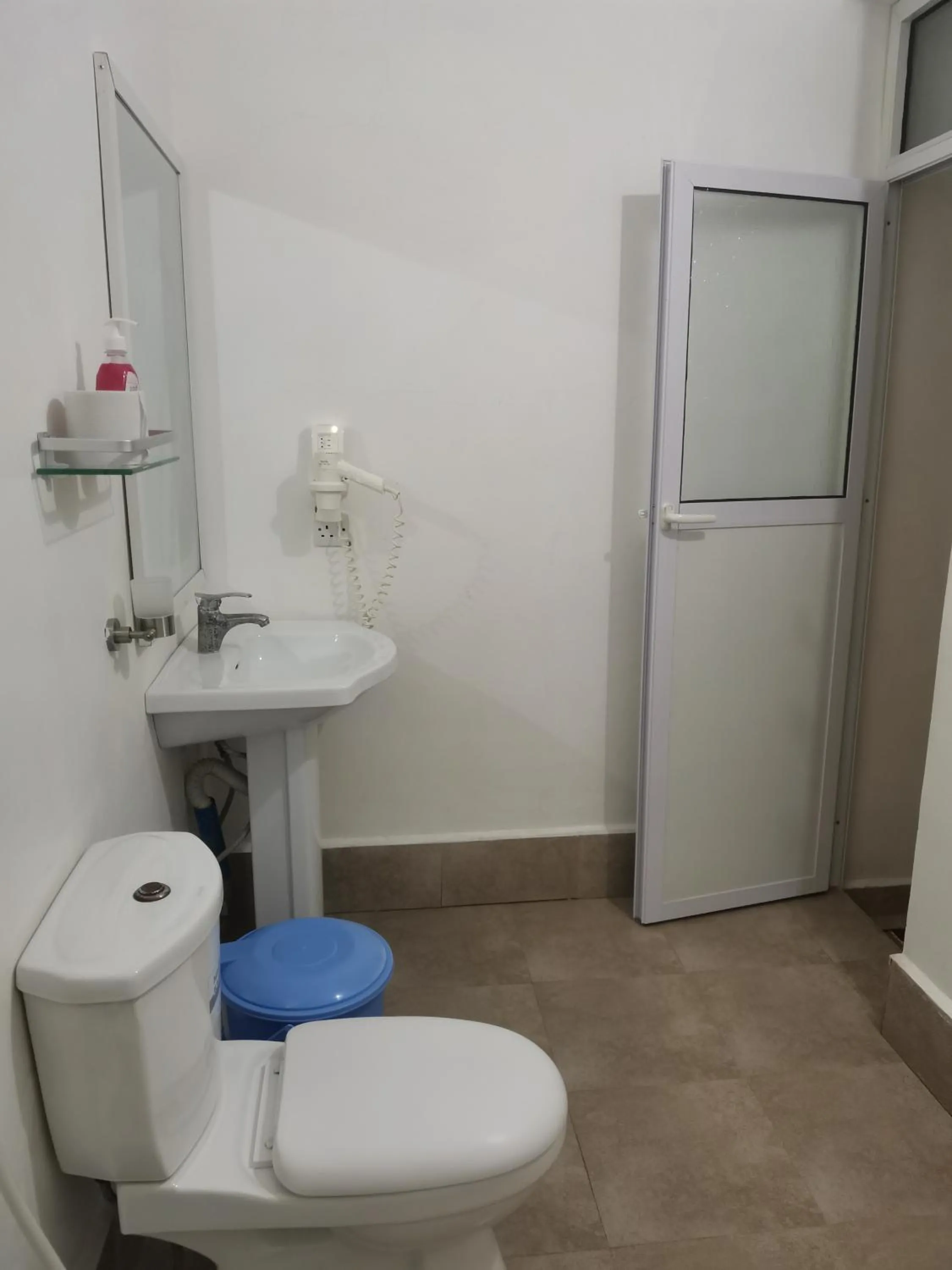 Toilet in Savi House Nungwi