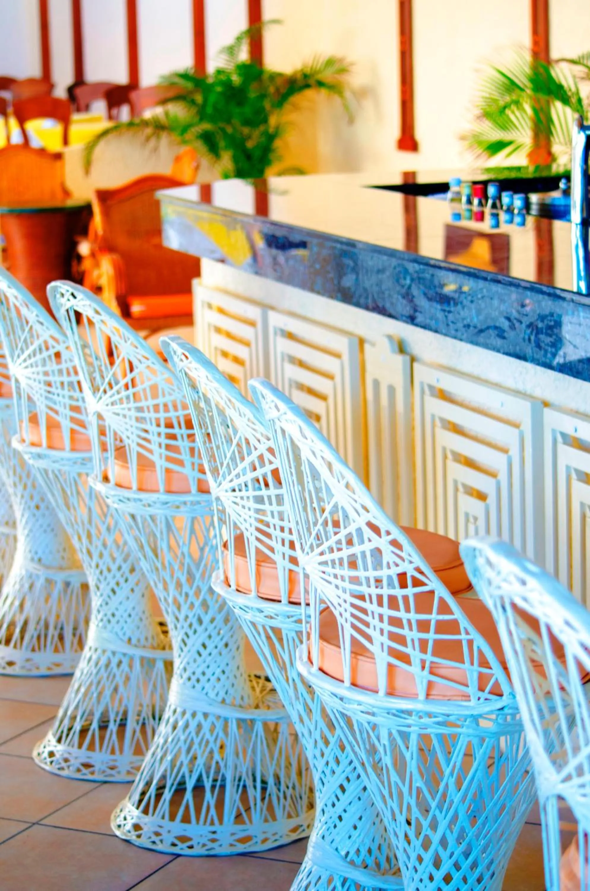 Restaurant/places to eat in Silver Beach Hotel