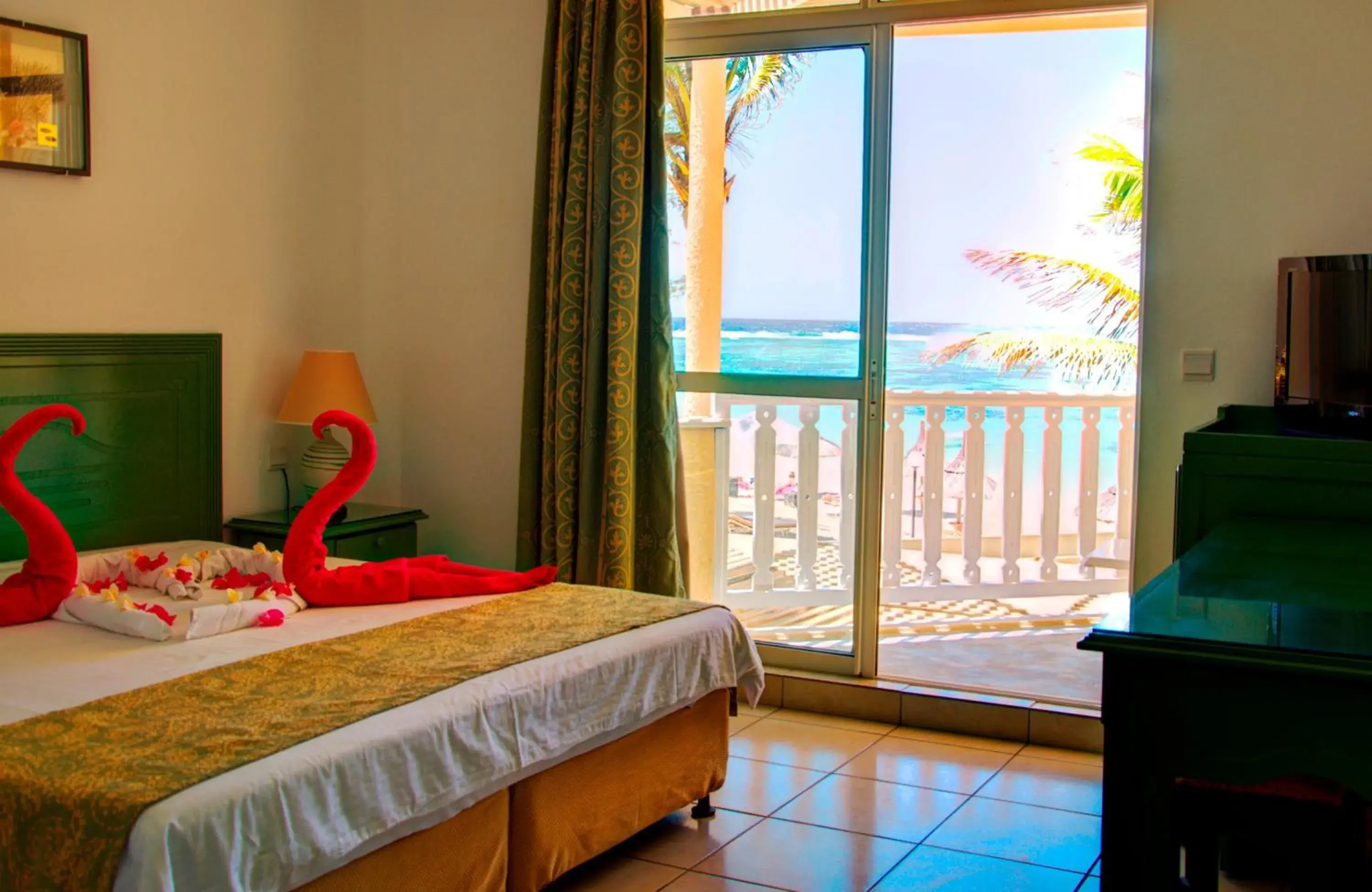 Bedroom, Bed in Silver Beach Resort - All Inclusive