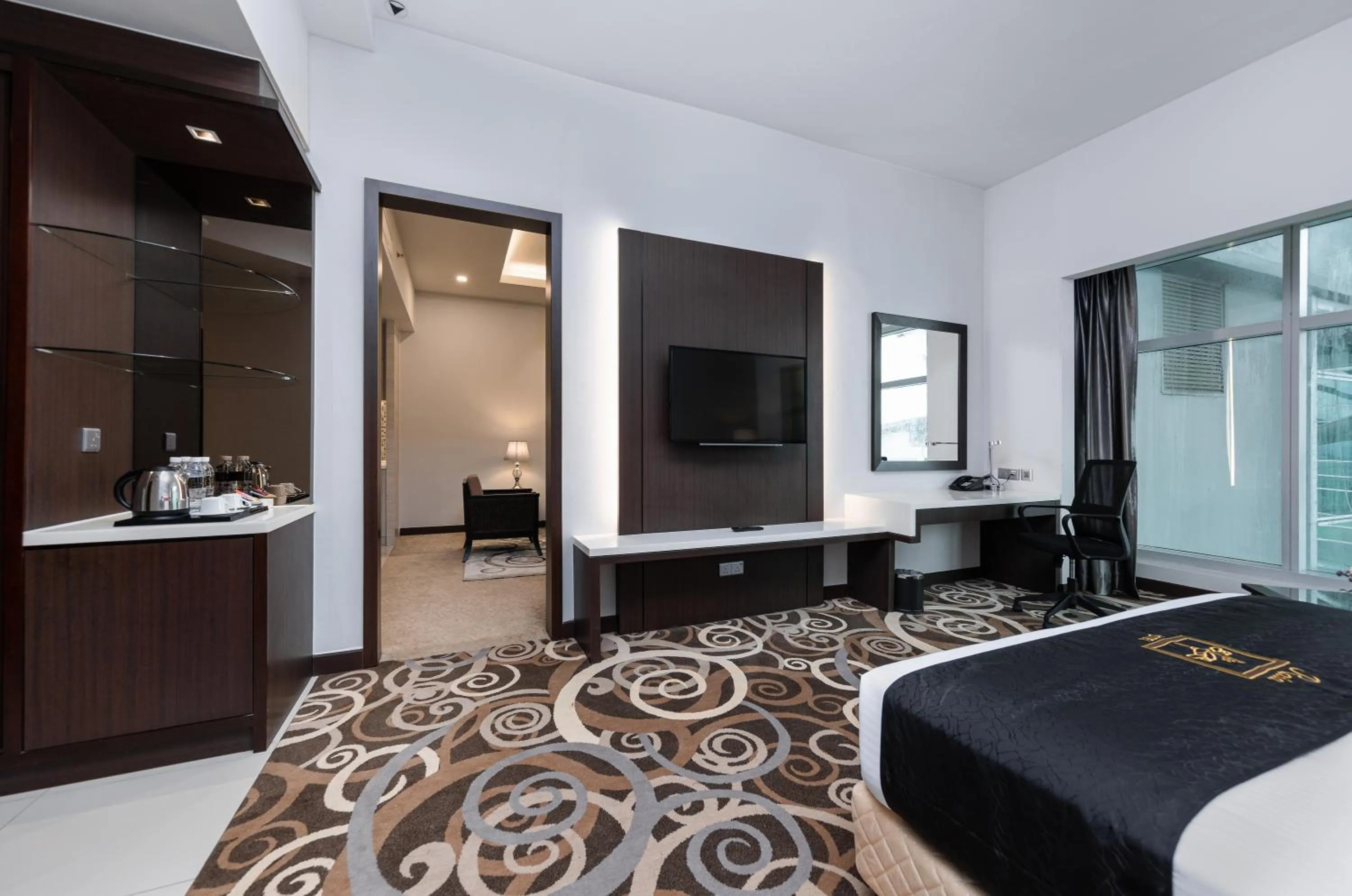 Bed in Raia Hotel & Convention Centre Kuching