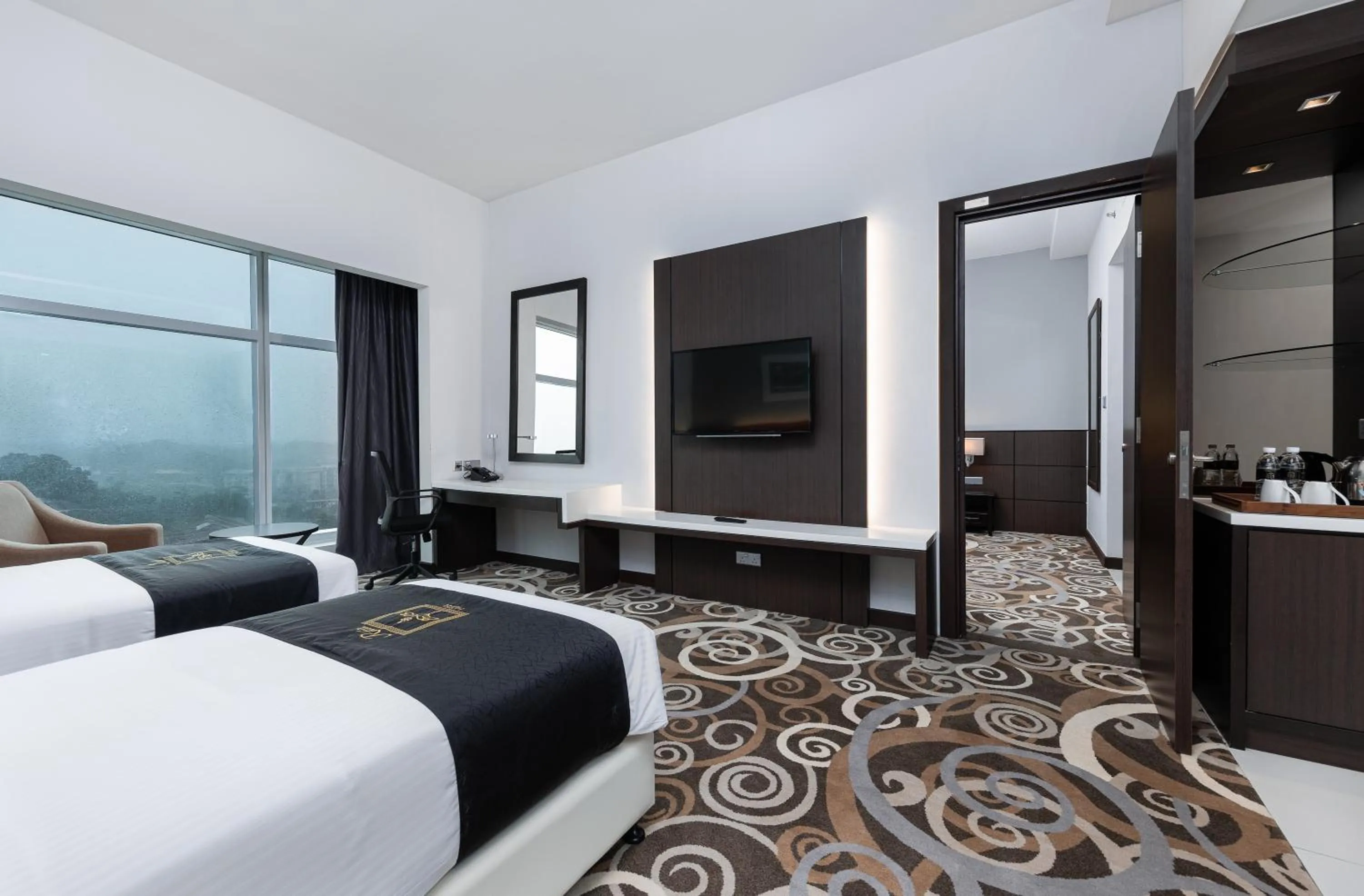 Bed in Raia Hotel & Convention Centre Kuching