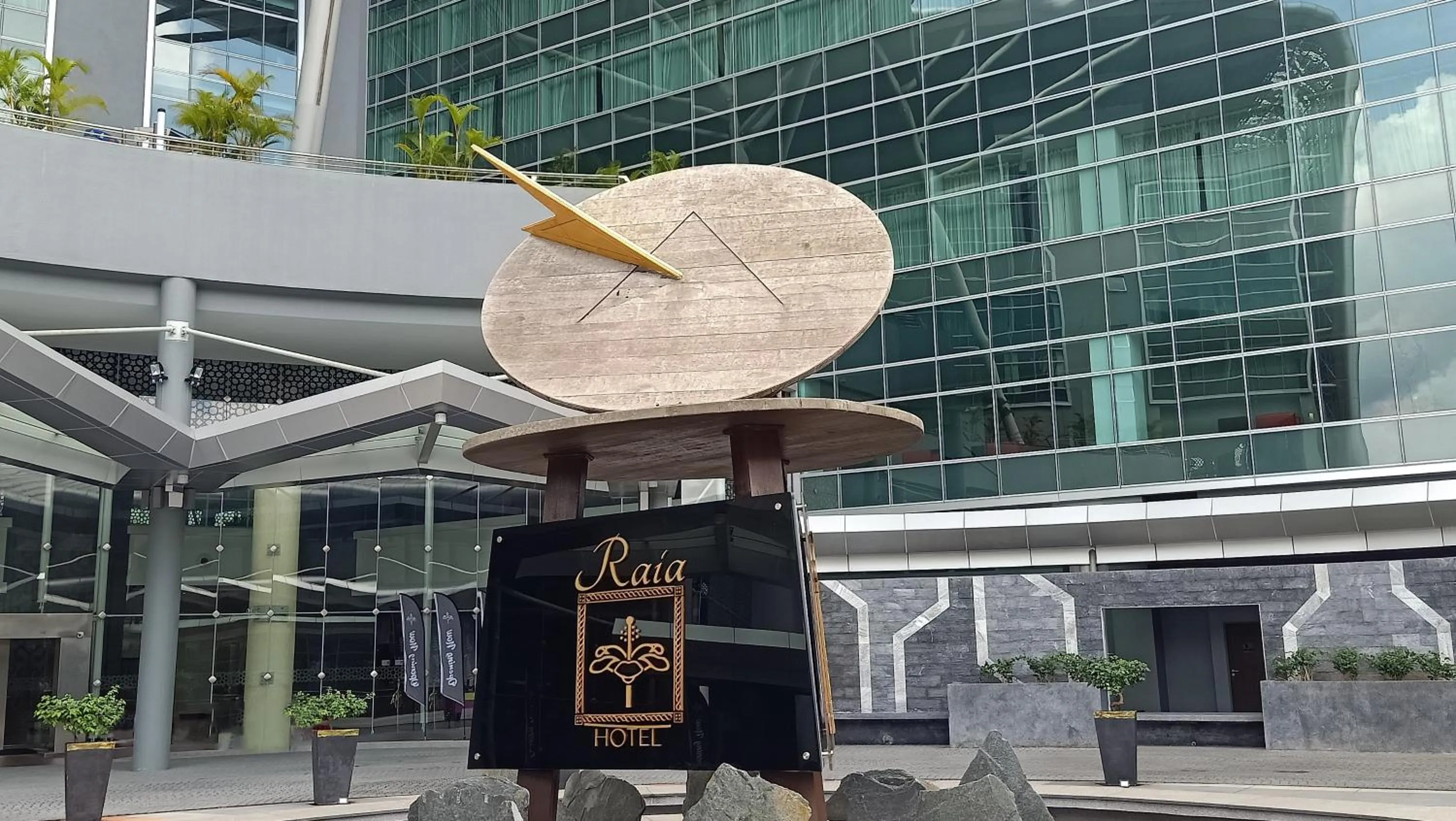 Property building in Raia Hotel & Convention Centre Kuching