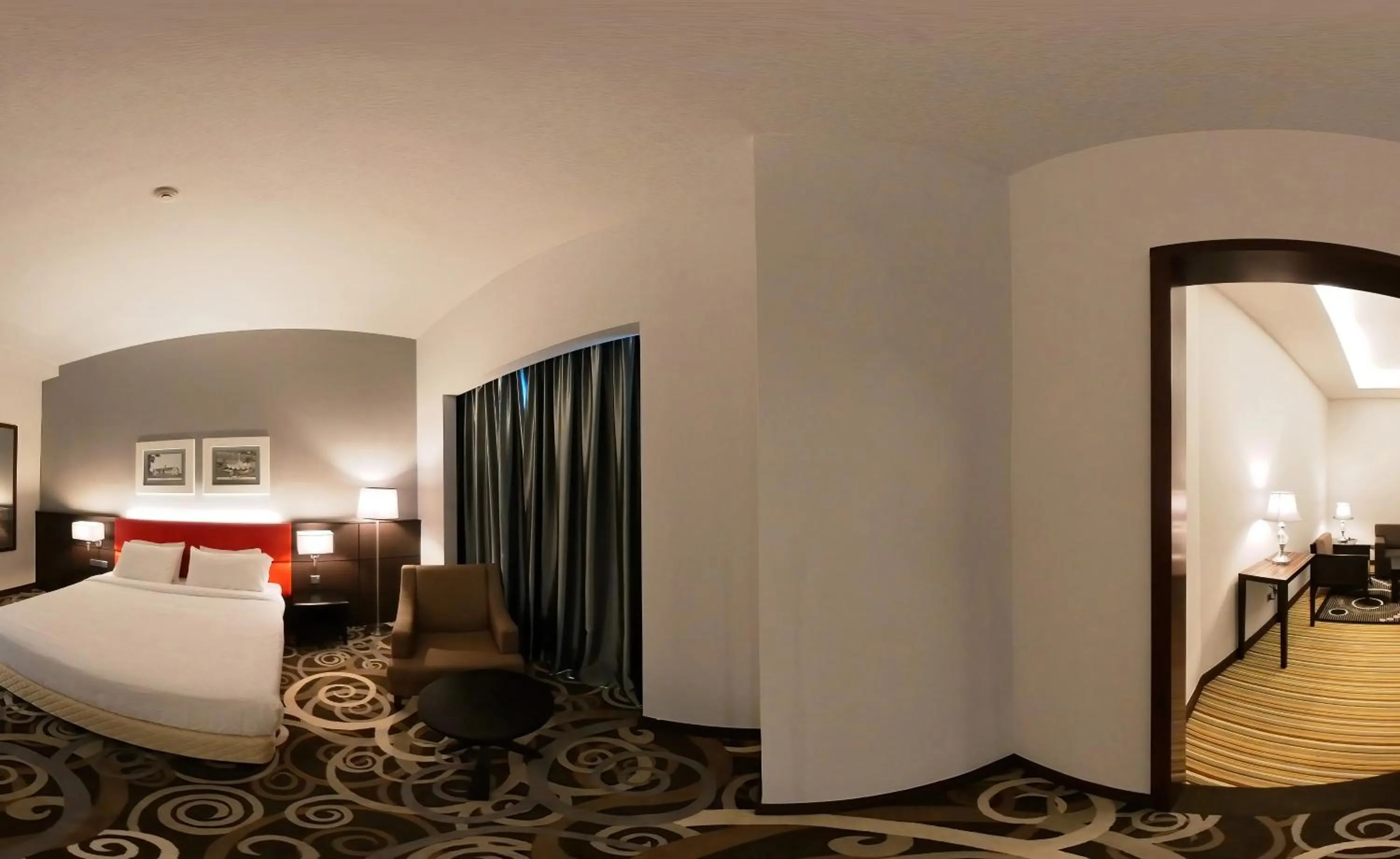 Seating area, Bed in Raia Hotel & Convention Centre Kuching