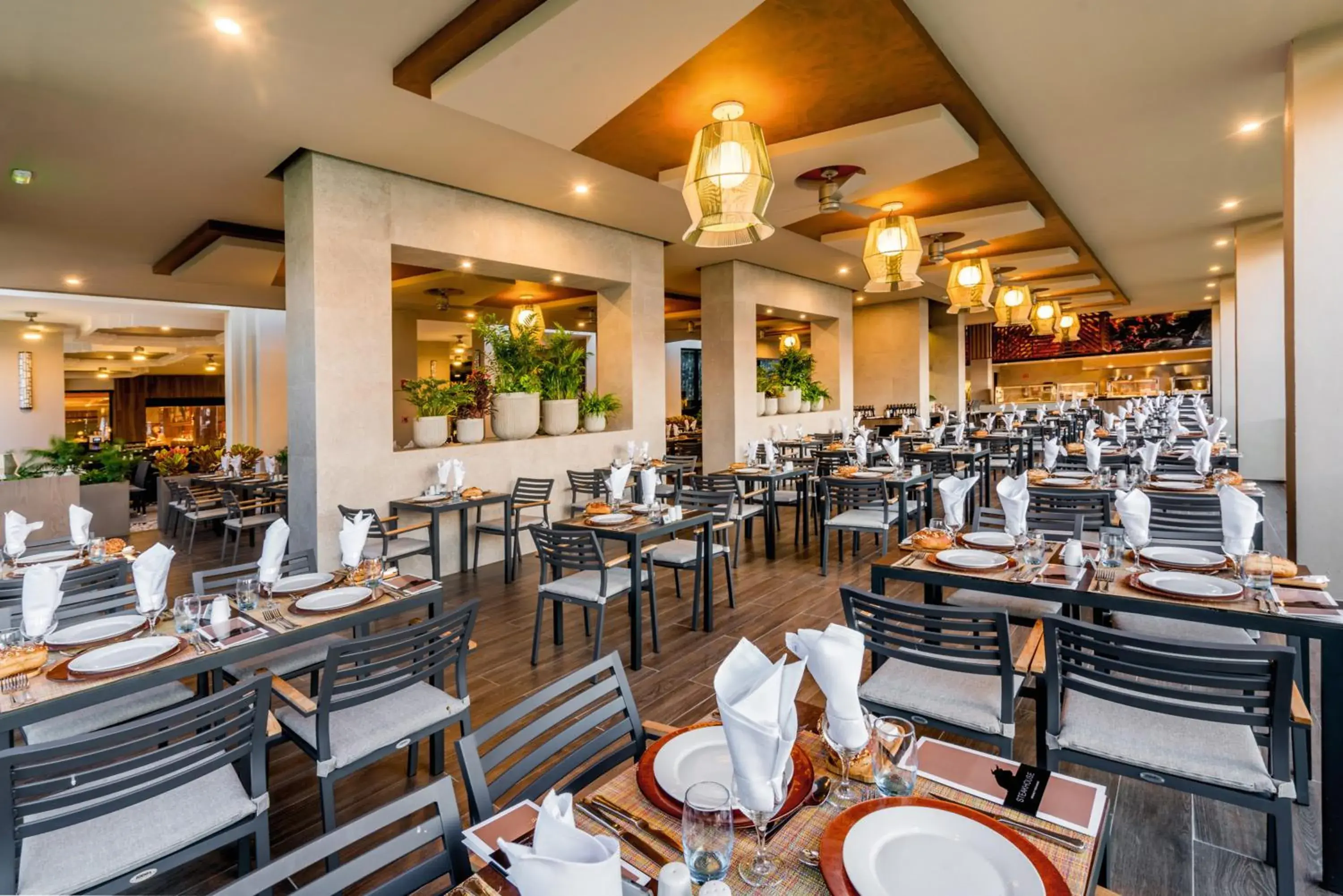 Restaurant/places to eat in Riu Vallarta - All Inclusive Restaurant/places to eat in Riu Vallarta - All Inclusive