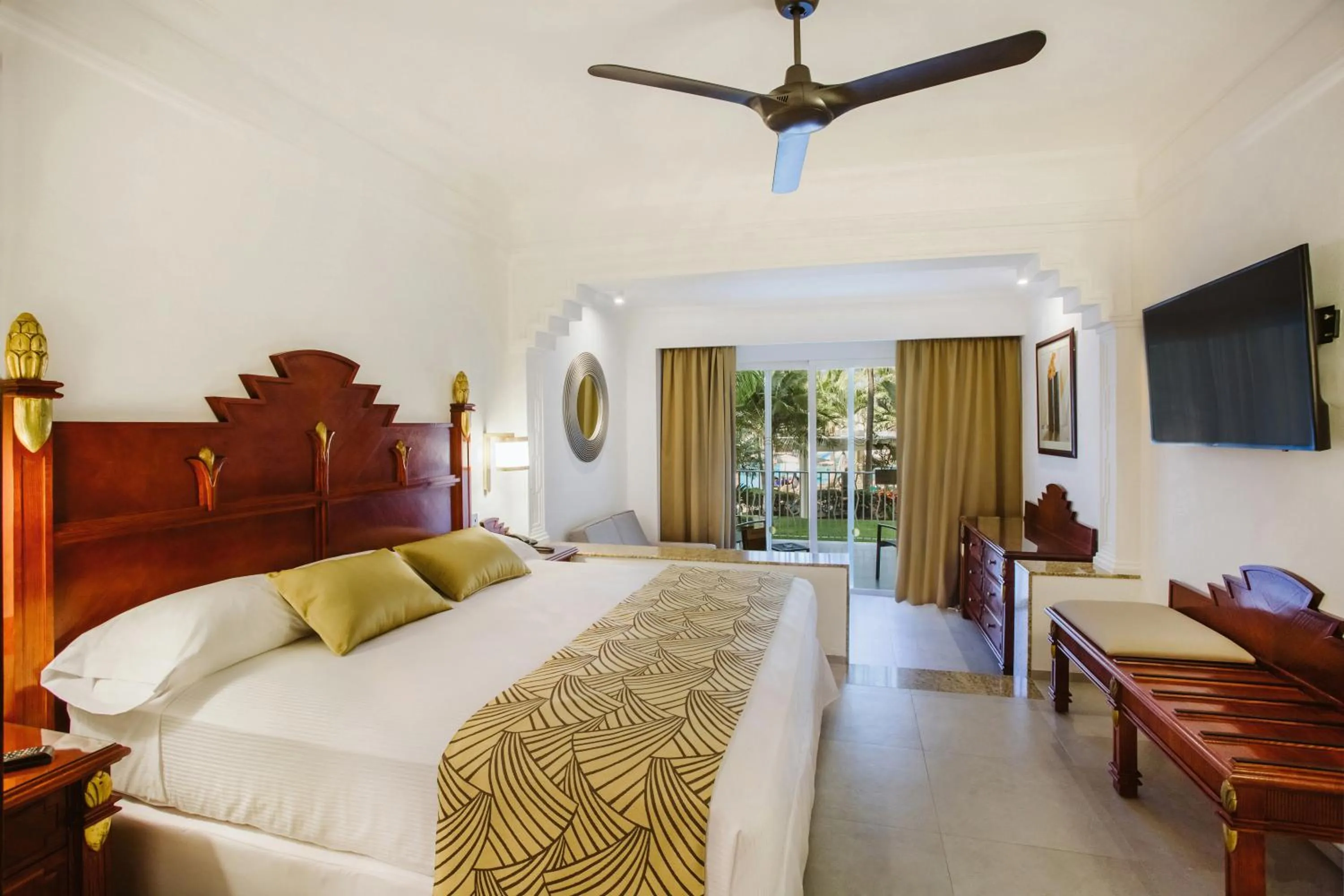 Photo of the whole room, Bed in Riu Vallarta - All Inclusive