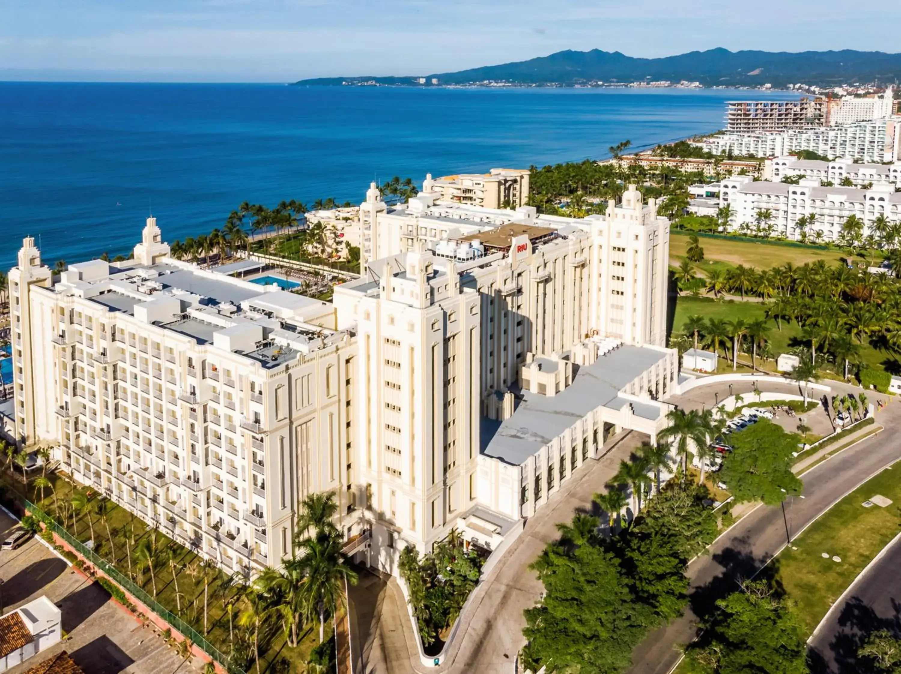 Property building in Riu Vallarta - All Inclusive Property building in Riu Vallarta - All Inclusive
