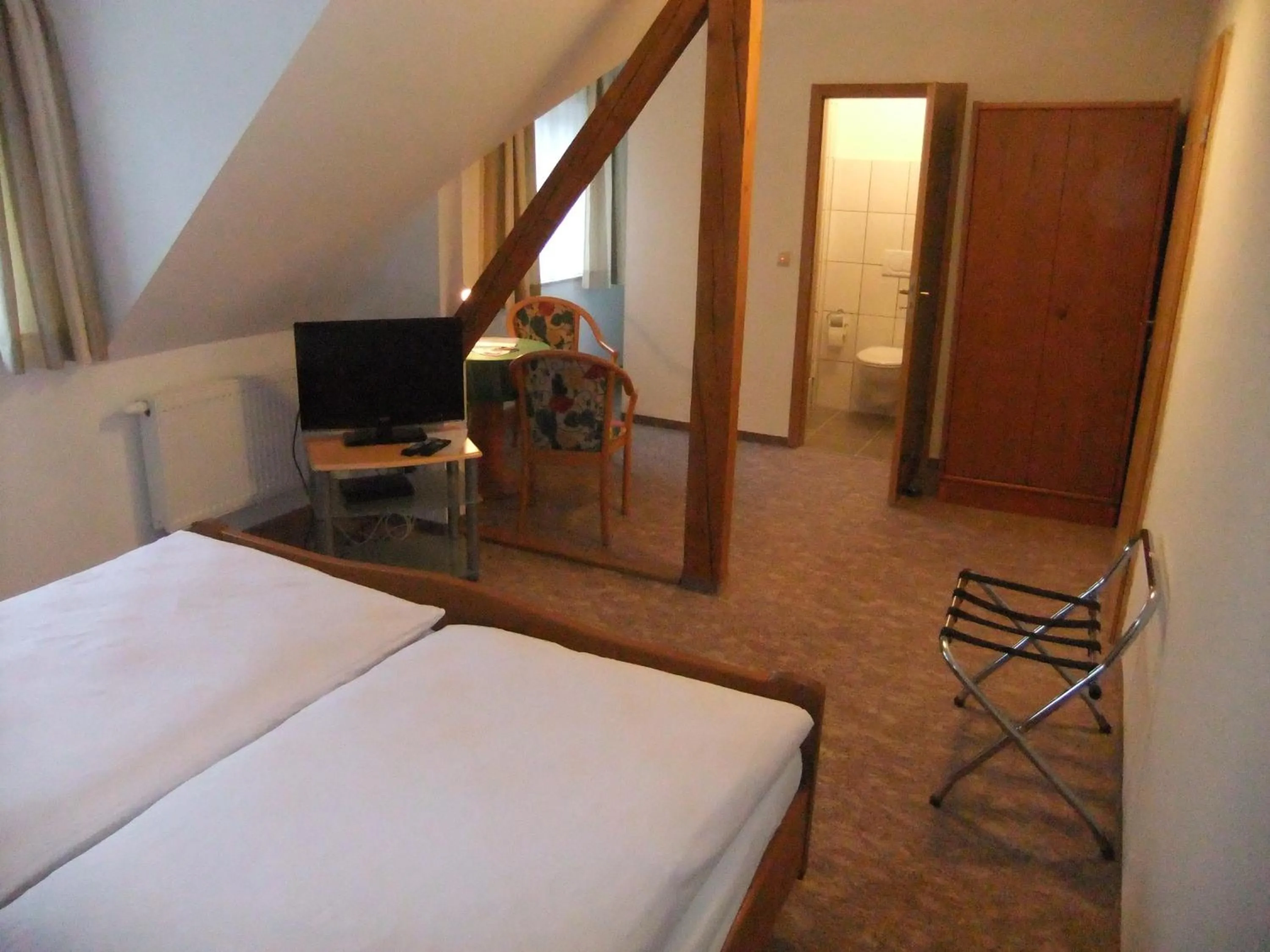 Photo of the whole room, Bed in Gasthof Rotes Roß