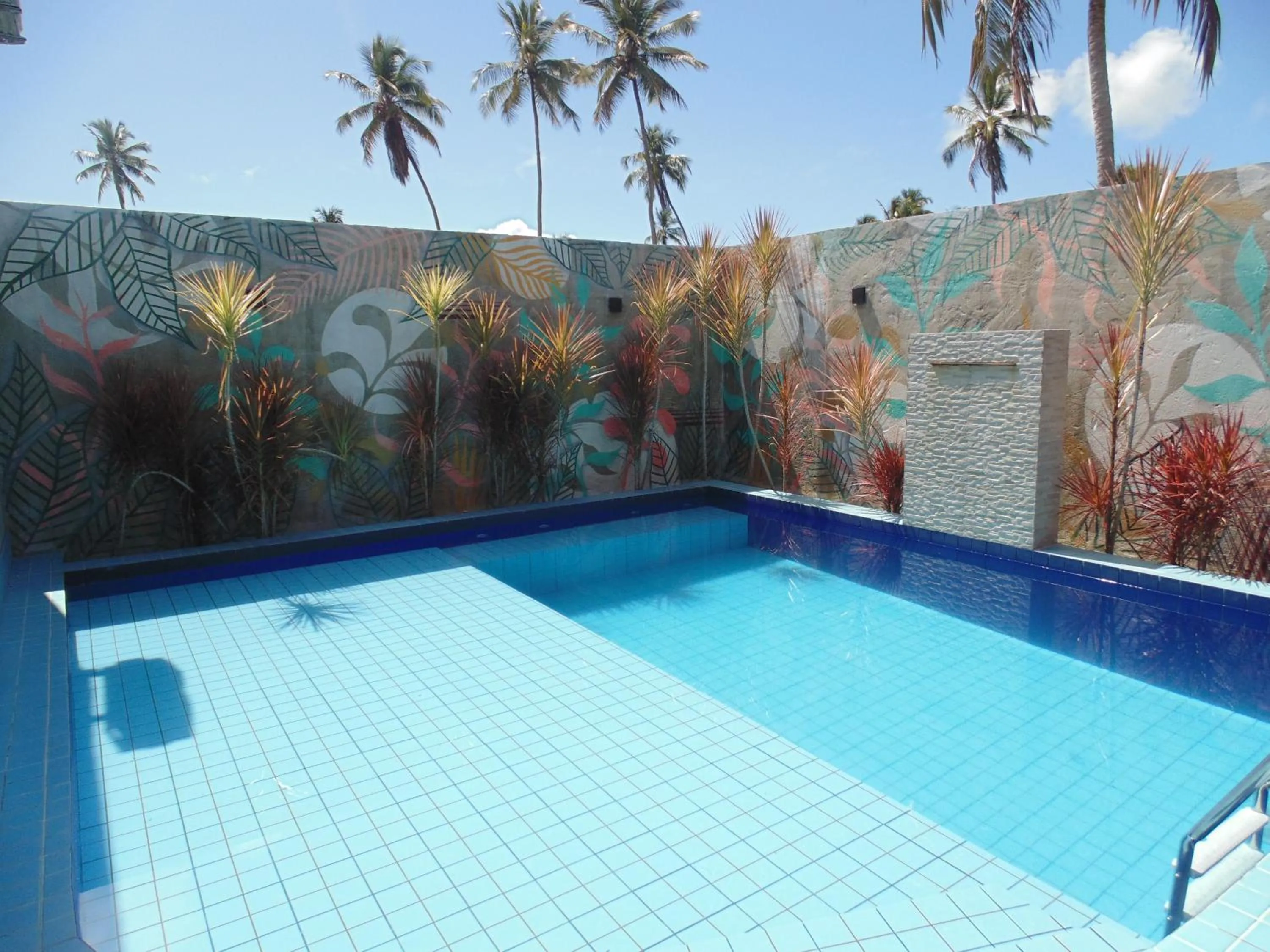 Pool view in Chalé Palhano Beach