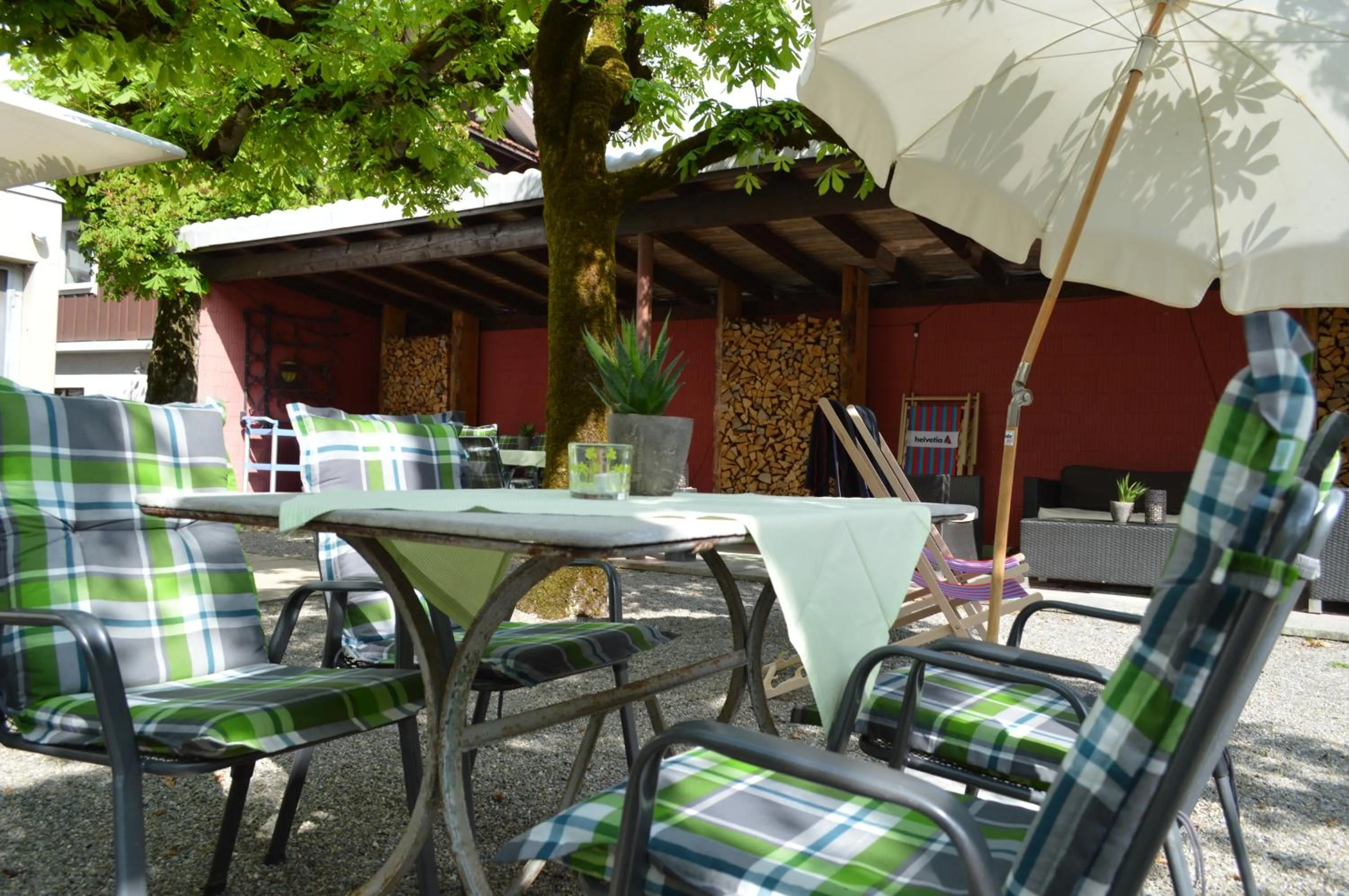 Patio in Hotel Garni Rösslipost