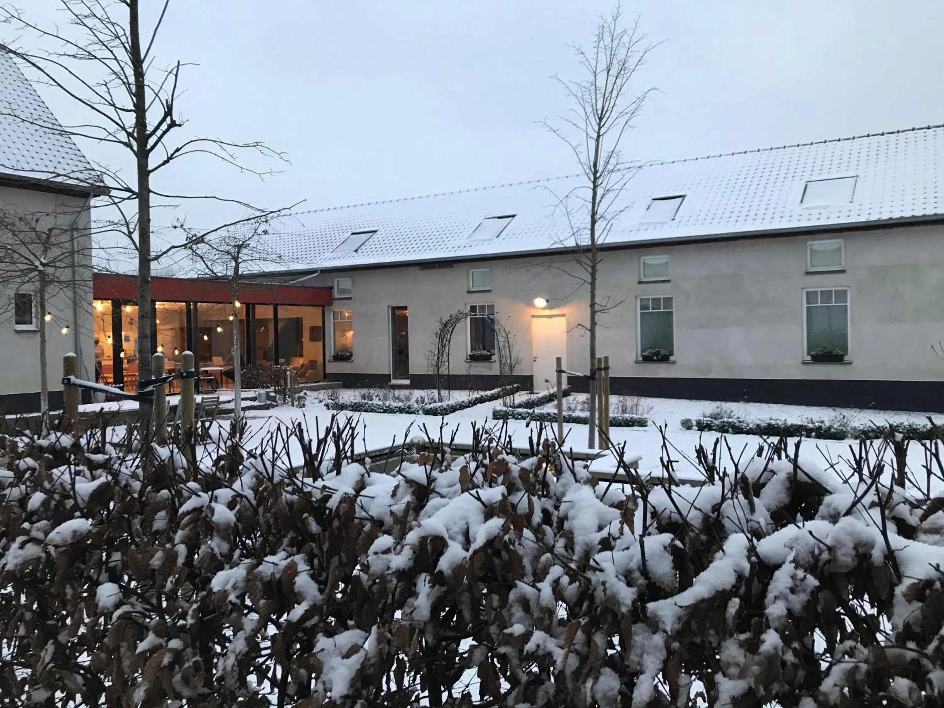 Property building in Het Verblijf