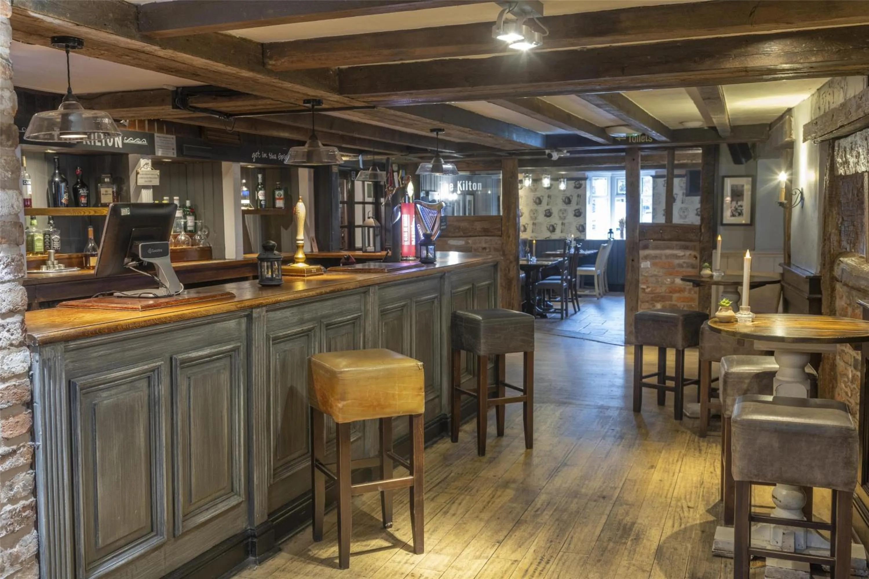 Lounge or bar in Casa Mere Manchester Airport, Knutsford, Sure Collection by Best Western