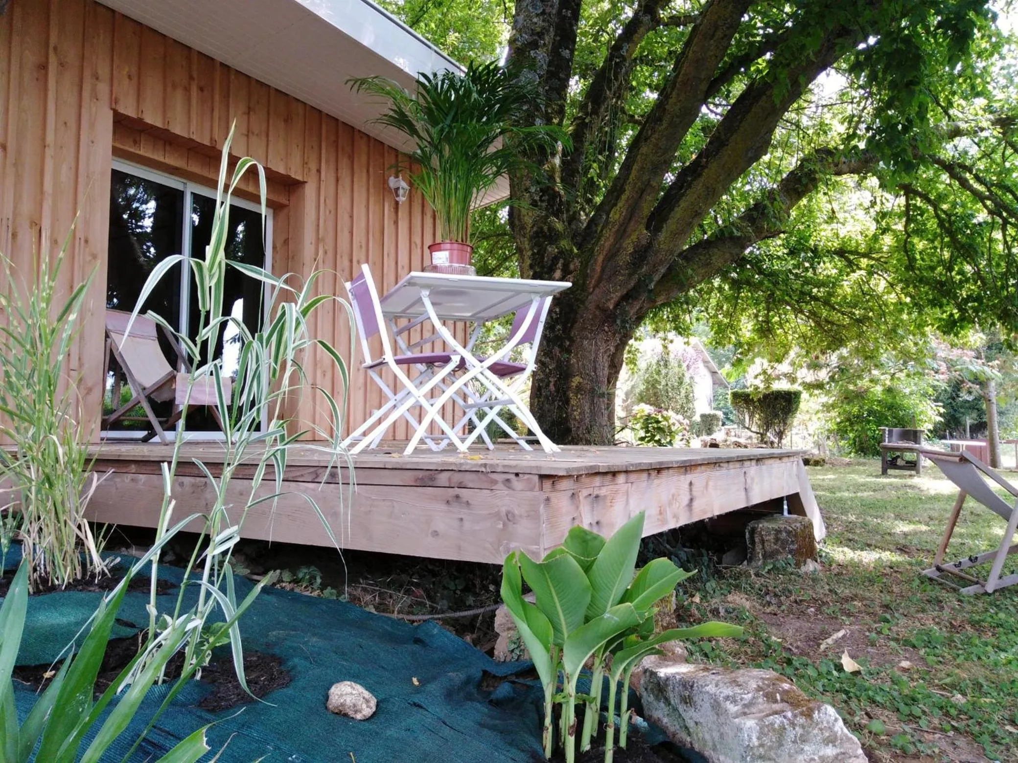 Patio in Le chalet du Bord de l'eau