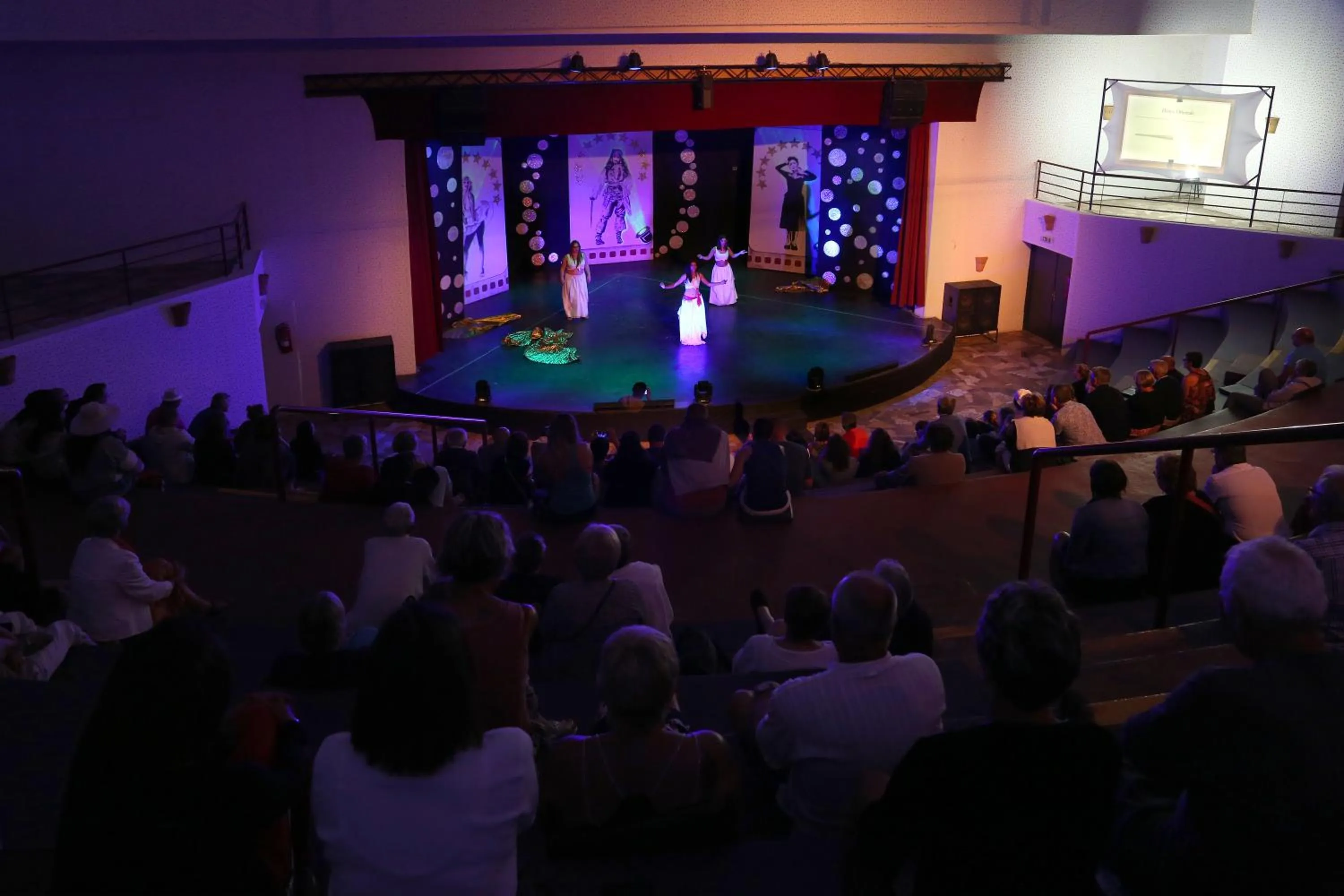 Evening entertainment in Valeria Madina Club - All Inclusive