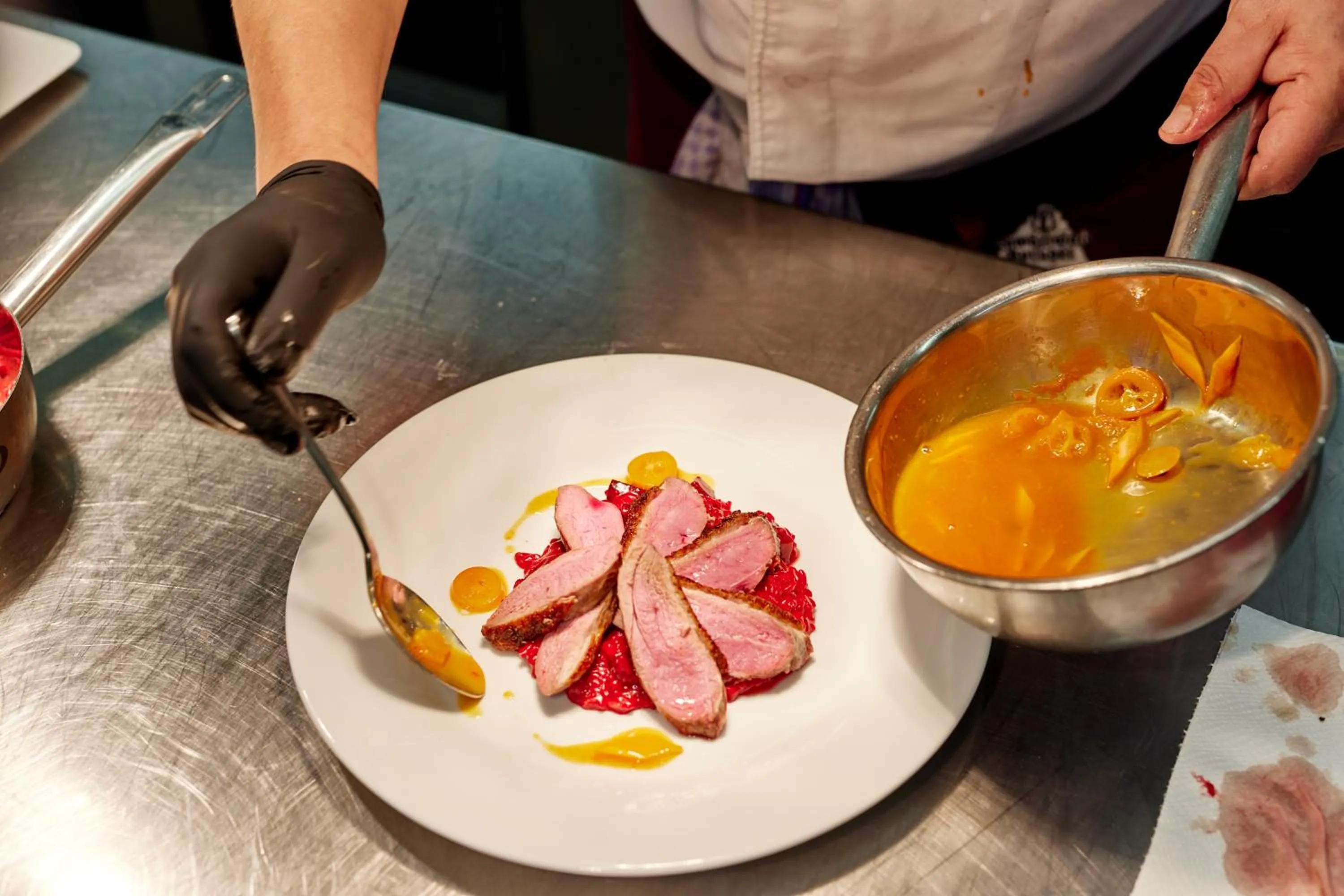 Restaurant/places to eat in Zum Roten Bären