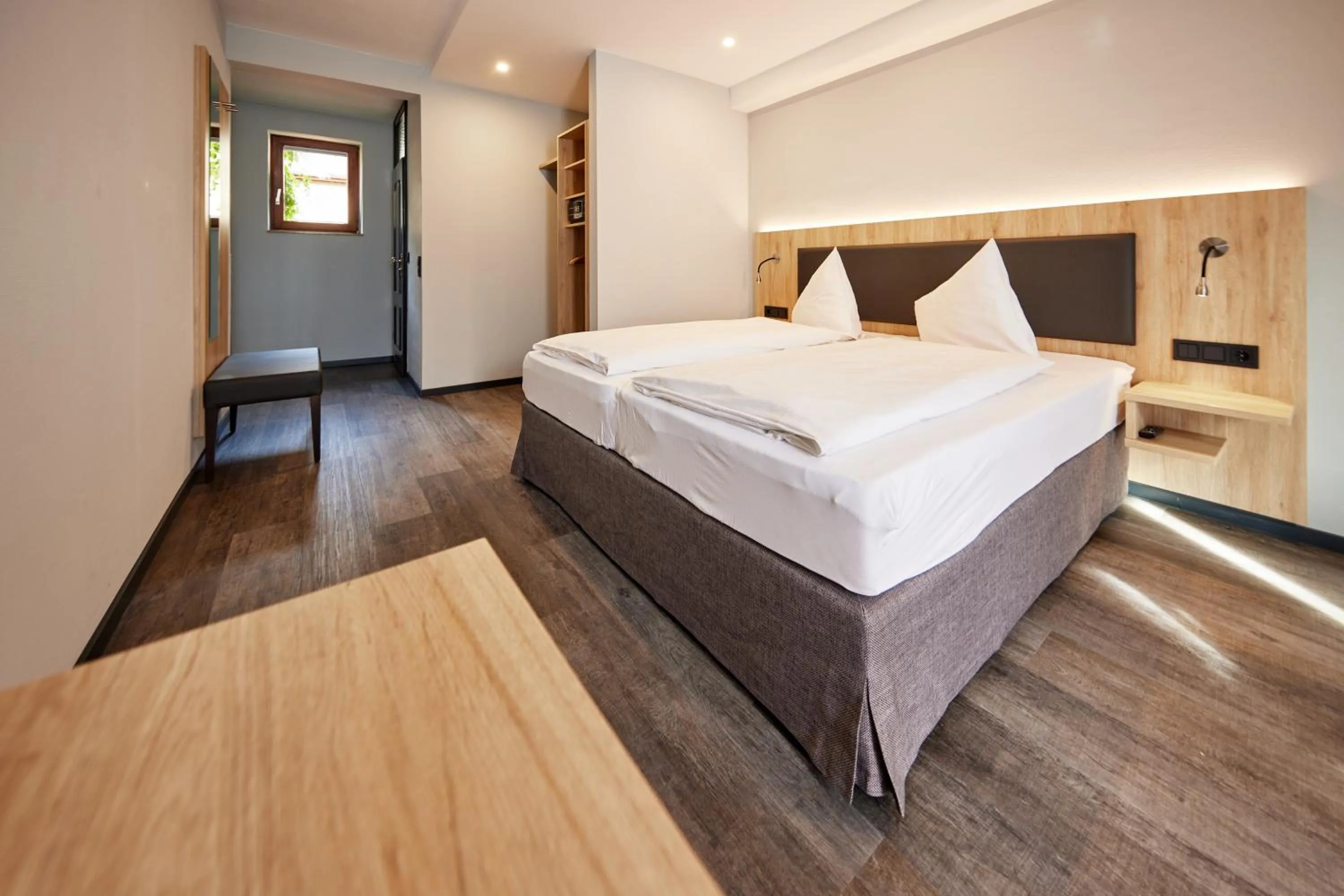 Bedroom, Bed in Zum Roten Bären