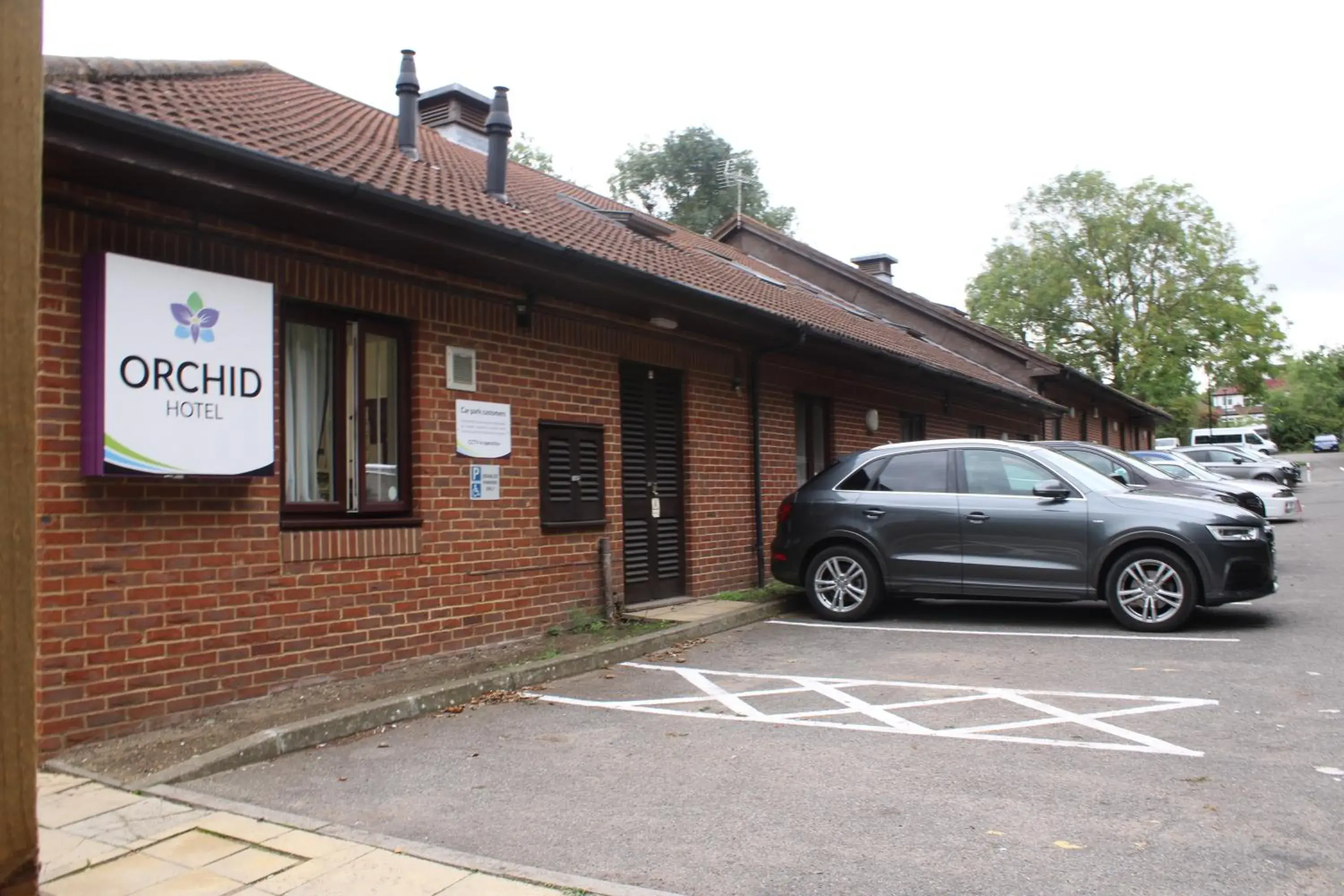 Property building in Orchid Epsom; Sure Hotel Collection by Best Western Property building in Orchid Epsom; Sure Hotel Collection by Best Western