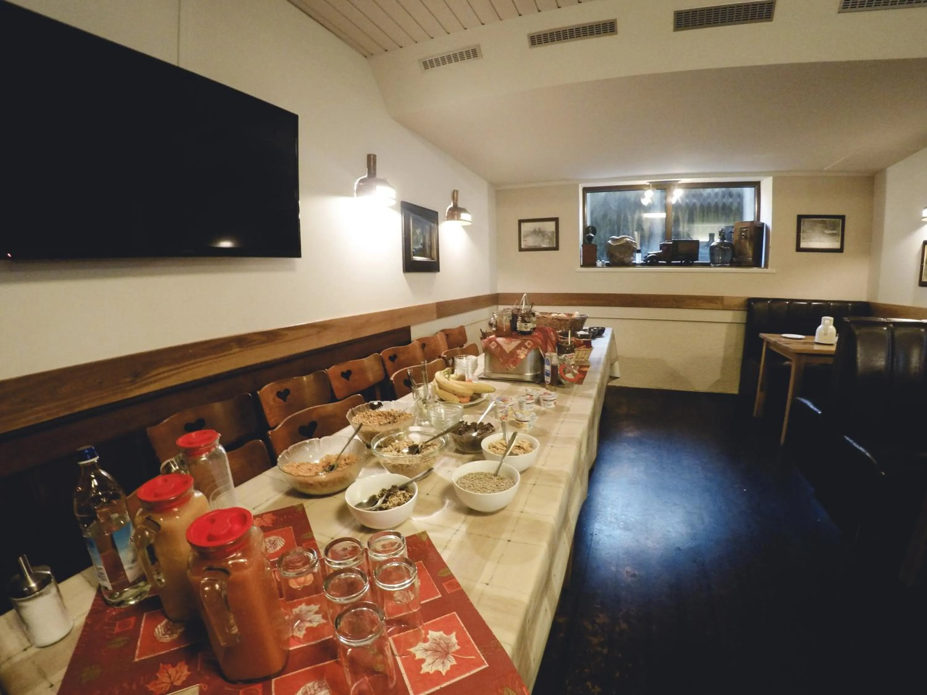 Breakfast in Brauhaus Obermühle