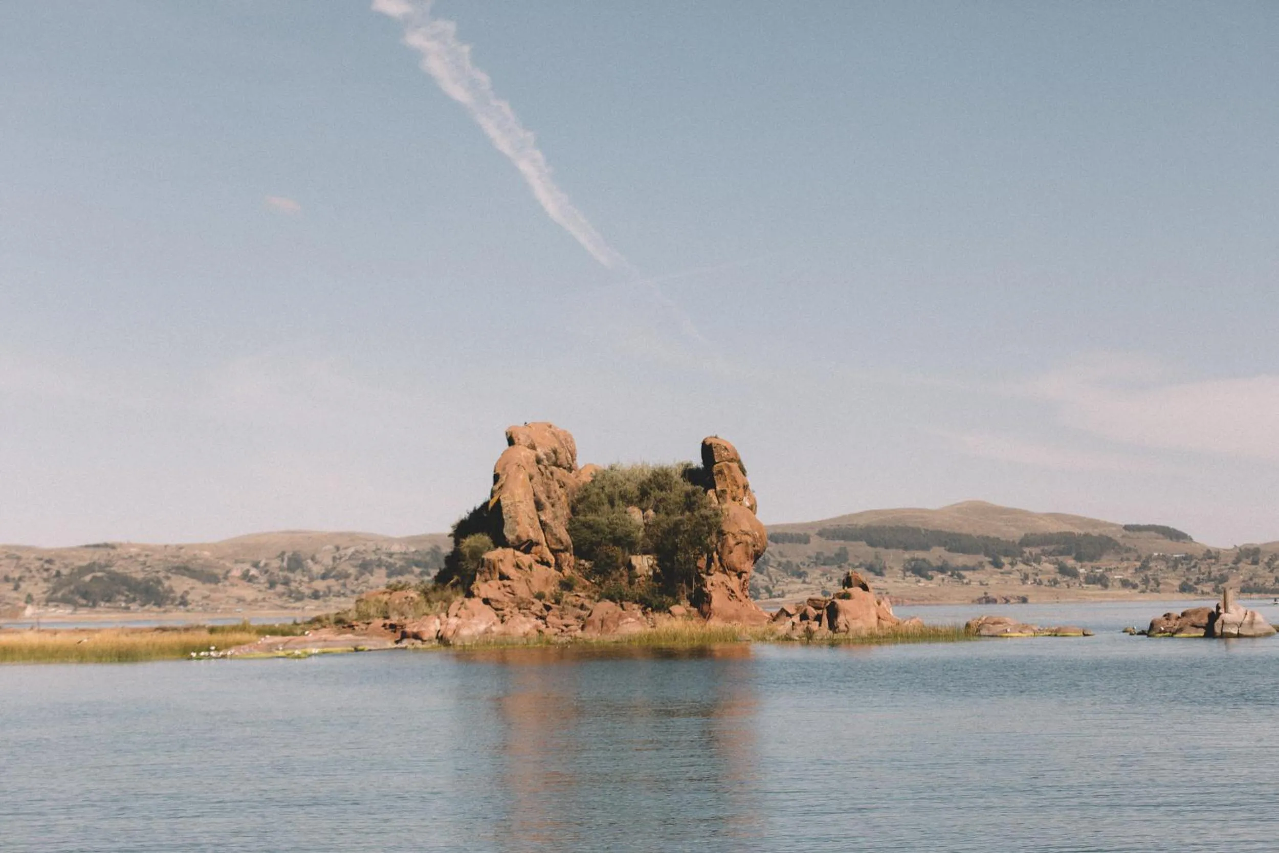 Nearby landmark in Titilaka by Andean